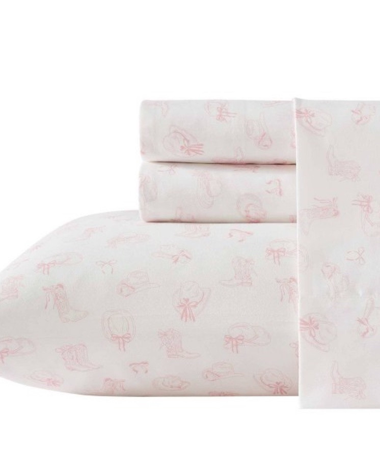 Cowgirl boots sheet set 🩷

#LTKmomlife #LTKKids #LTKHome