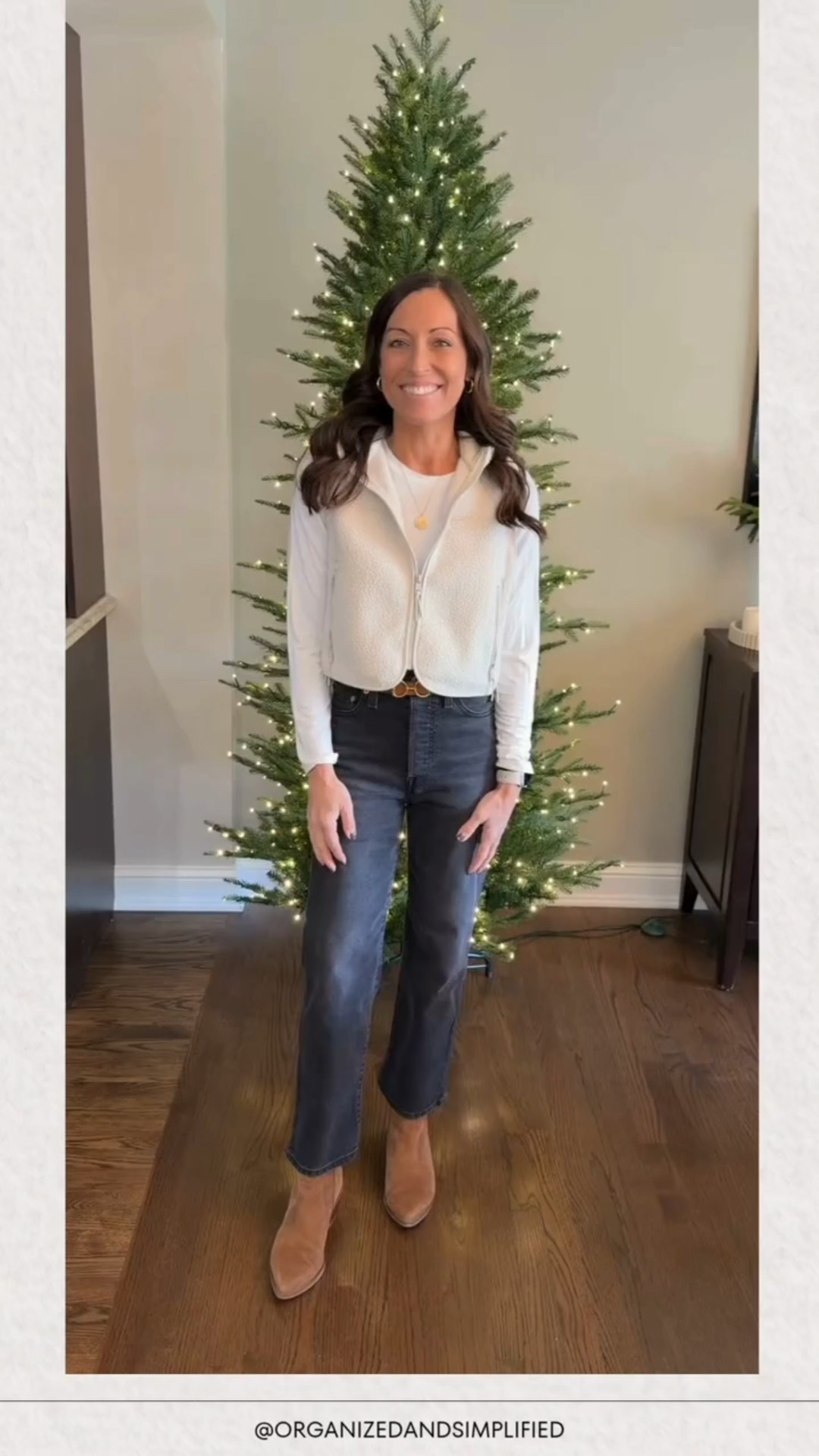 Perfect fall outfit and this vest is an amazing Christmas gift to give! 

#LTKGiftGuide #LTKHoliday #LTKCyberWeek