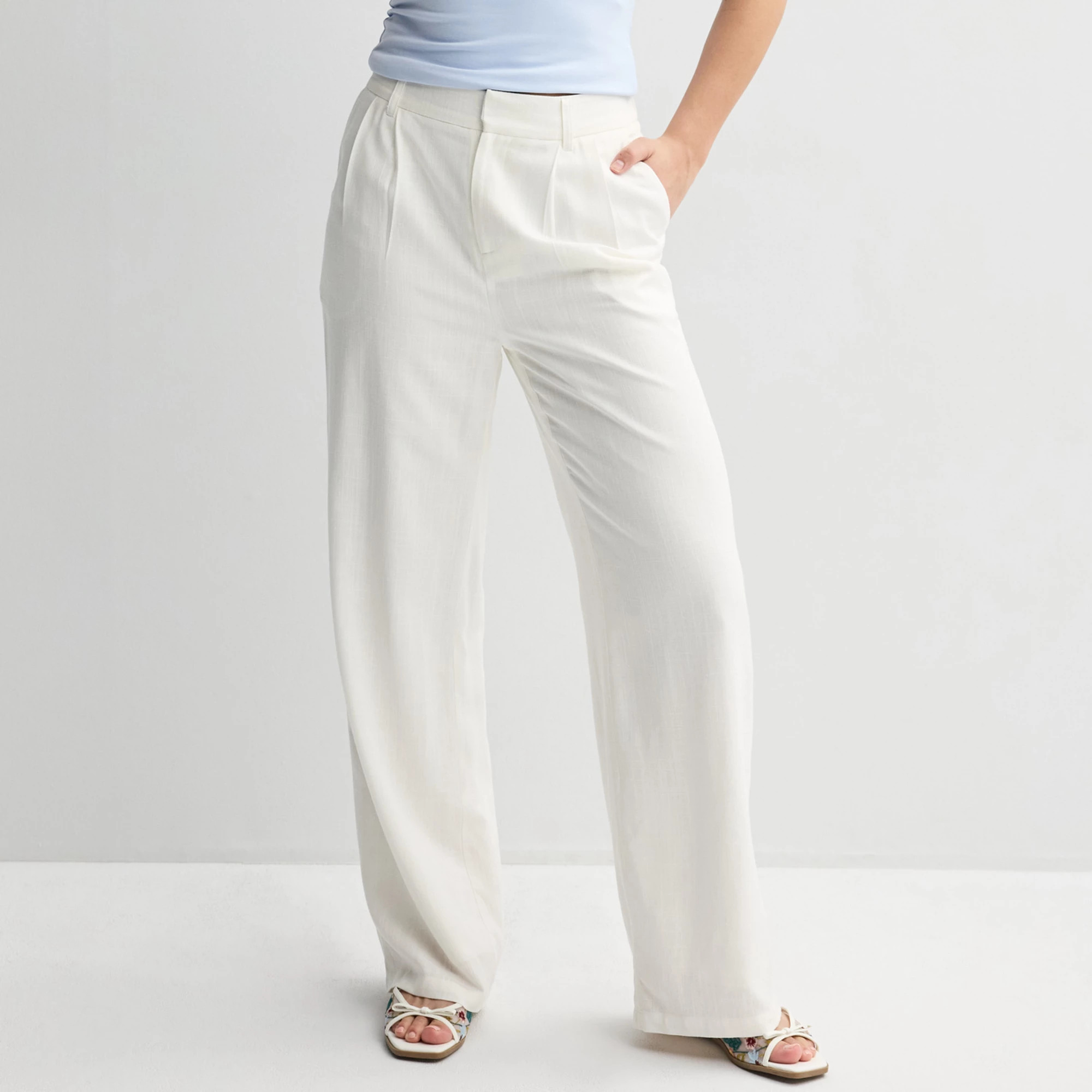 Juniors' SO® Curvy Fit Linen Wide Leg Trousers | Kohl's
