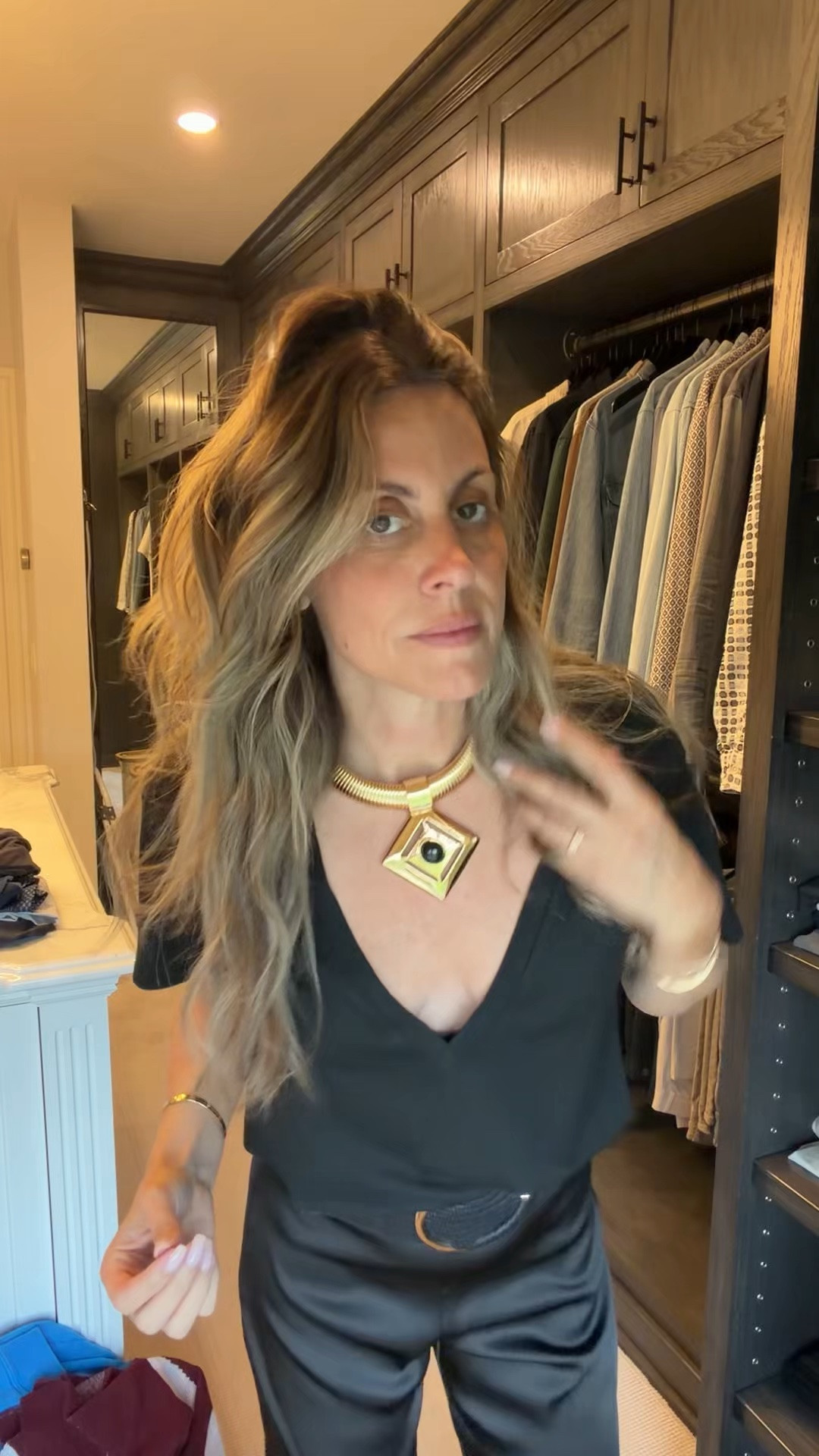 Head to toe Amazon tonight with my Juiletta necklace🤍🖤

#LTKgrwm #LTKootd #LTKOver40