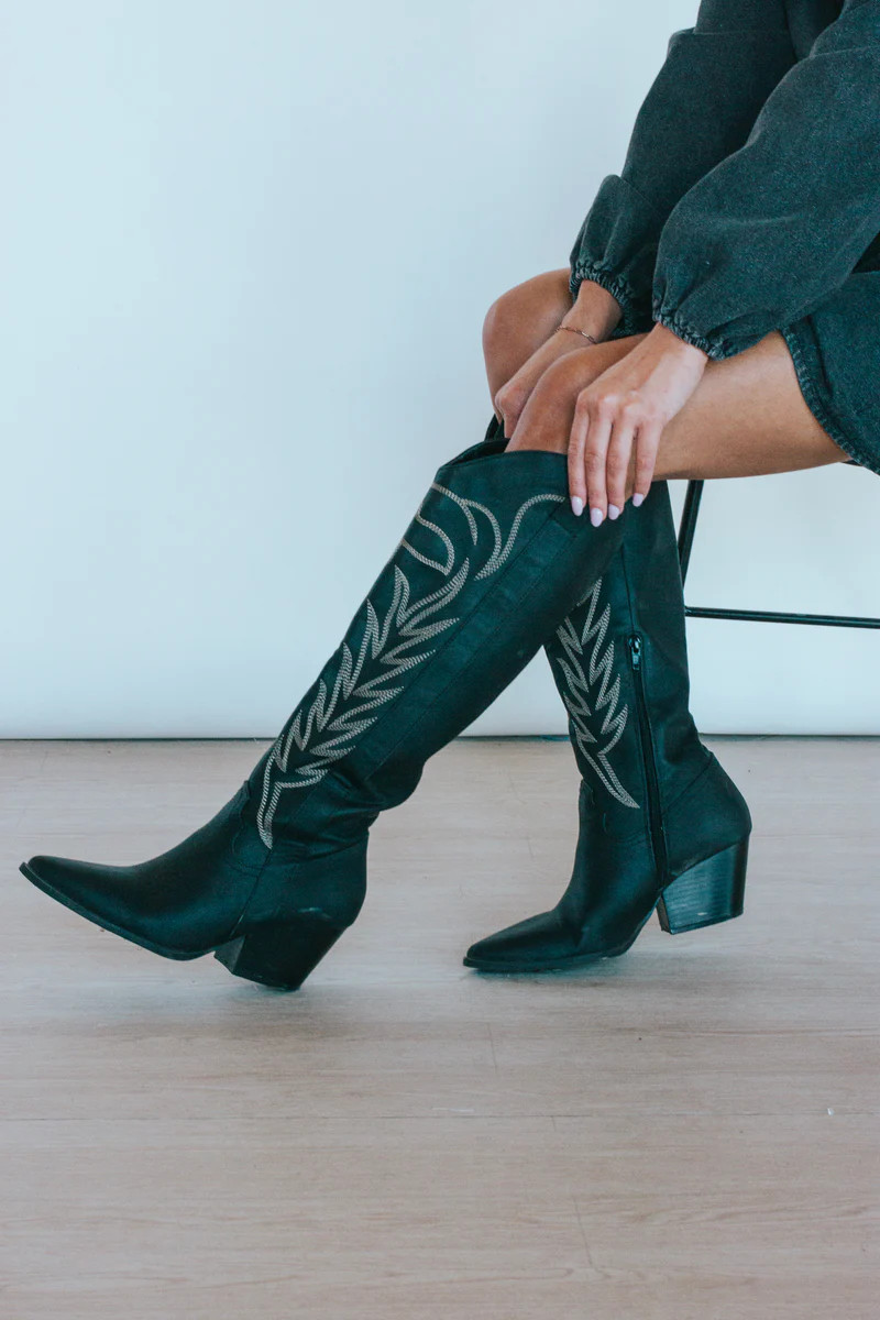 PRE-ORDER: Take Me Downtown Black Cowgirl Boots | Apricot Lane Boutique
