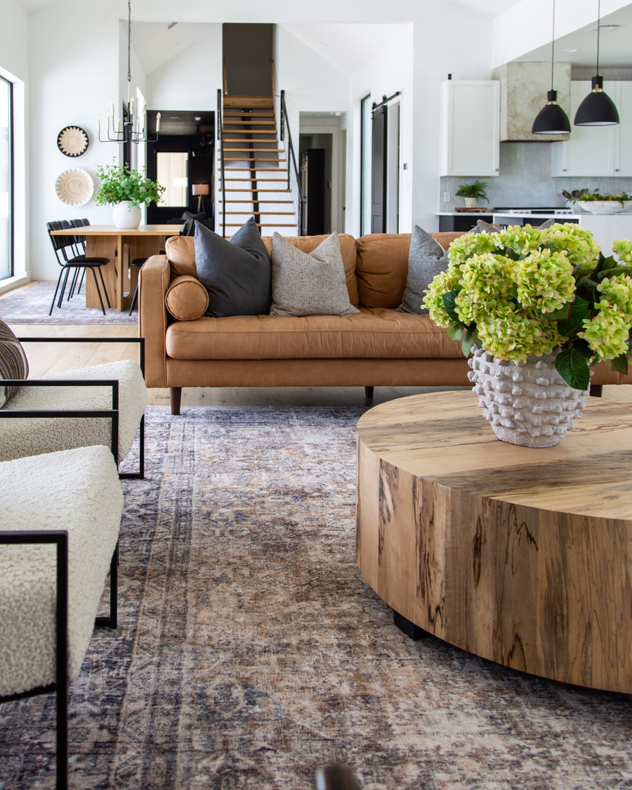 Spring living room incoming
