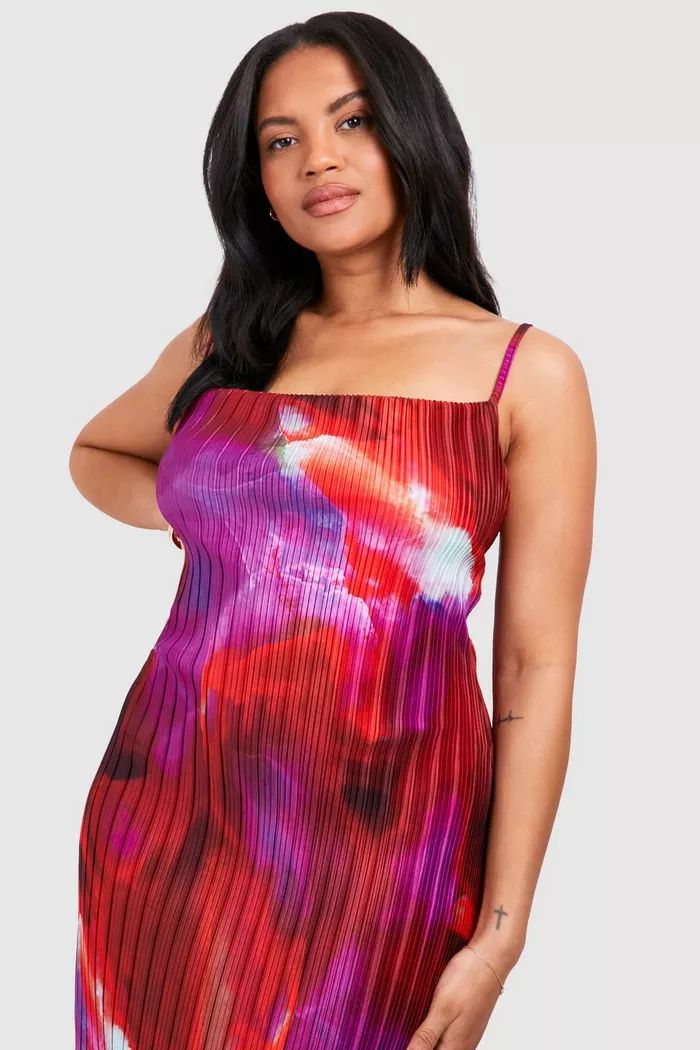 Plus Abstract Print Cowl Neck Plisse Maxi Dress | boohoo (US & Canada)