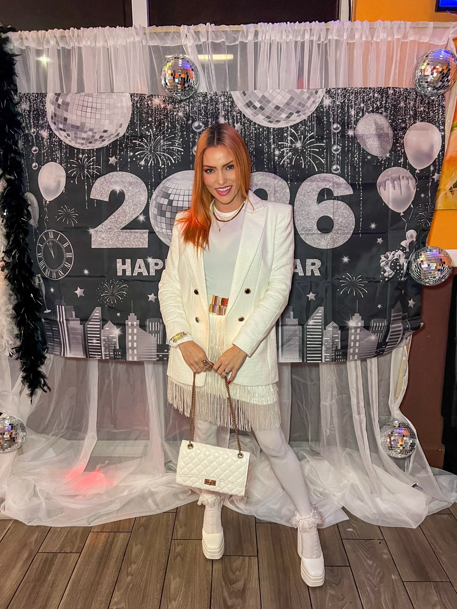 Celebrating the new year in style with this chic outfit! Perfect for a festive night out. #NewYearEve