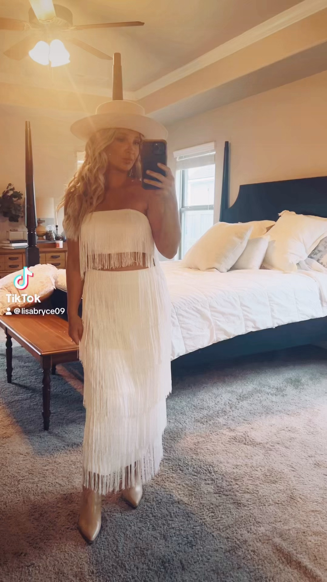 This set is perfect t for concerts🤍

#LTKVideo #LTKFindsUnder100