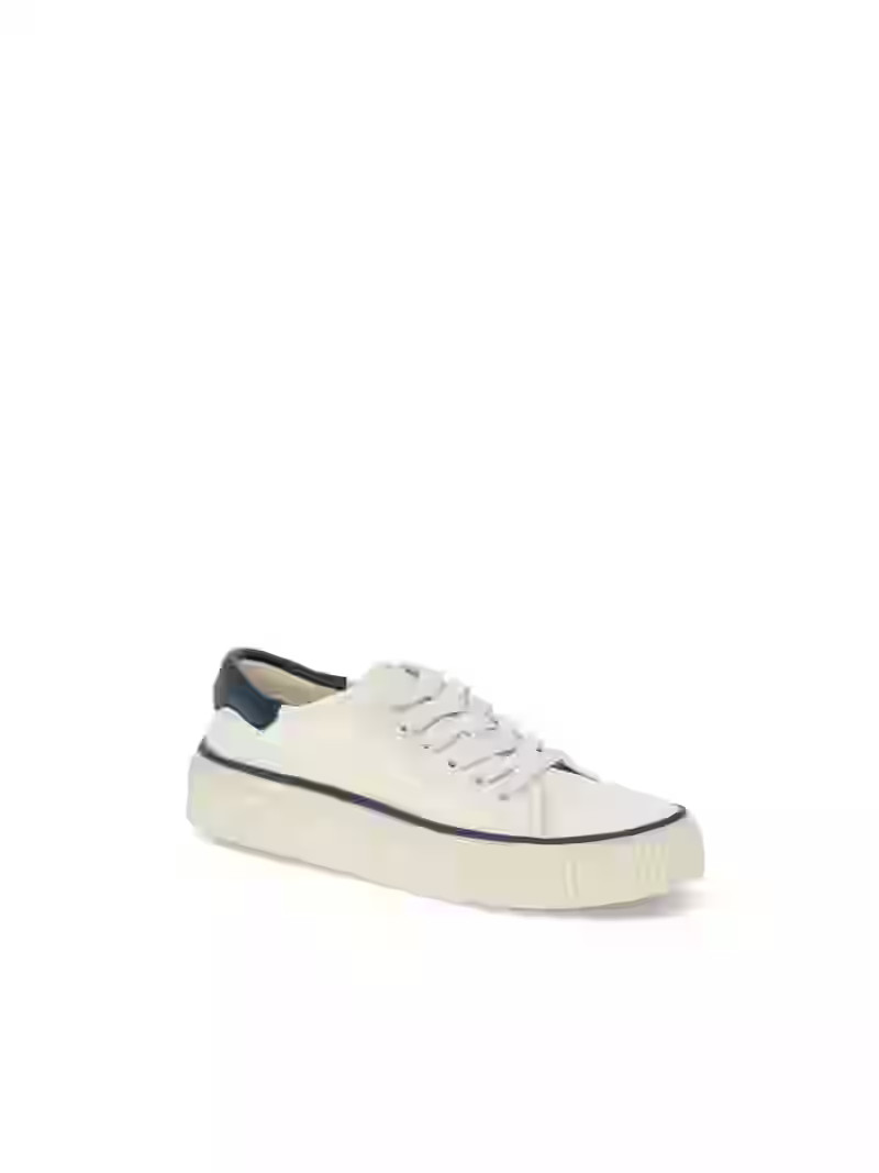 Free Assembly Women's Low Top Canvas Sneakers, Sizes 6-11 | Walmart (US)