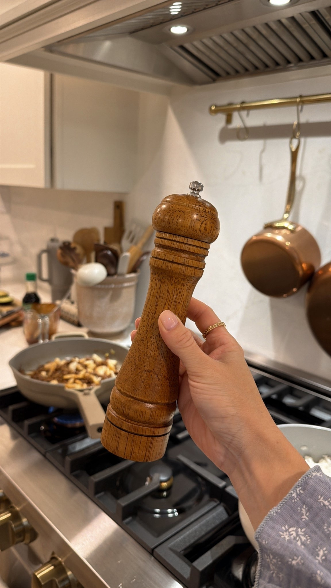 We love every day kitchen pieces that are not just functional, but also pretty! 

I grabbed this pepper dryer on Amazon for $10 and it works like a dream 👩🏼‍🍳 

#LTKHome