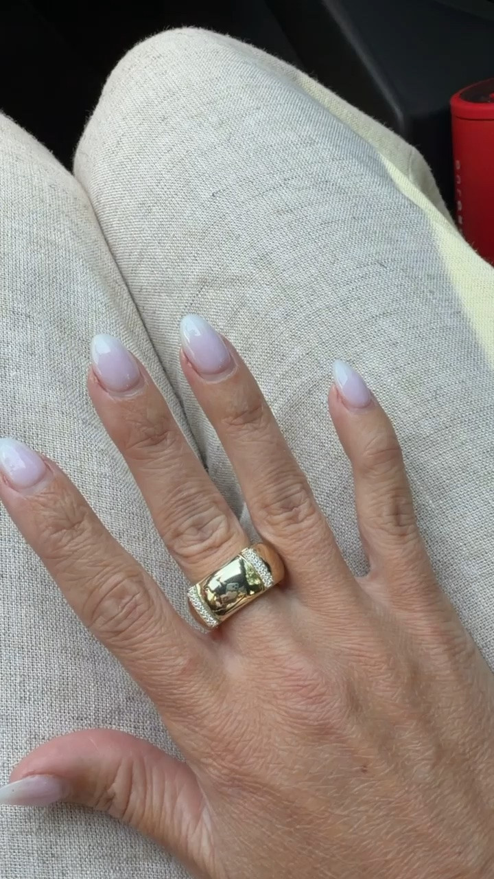 My oura ring cover came in! This one is a lot more affordable than the other one I had my eye on!