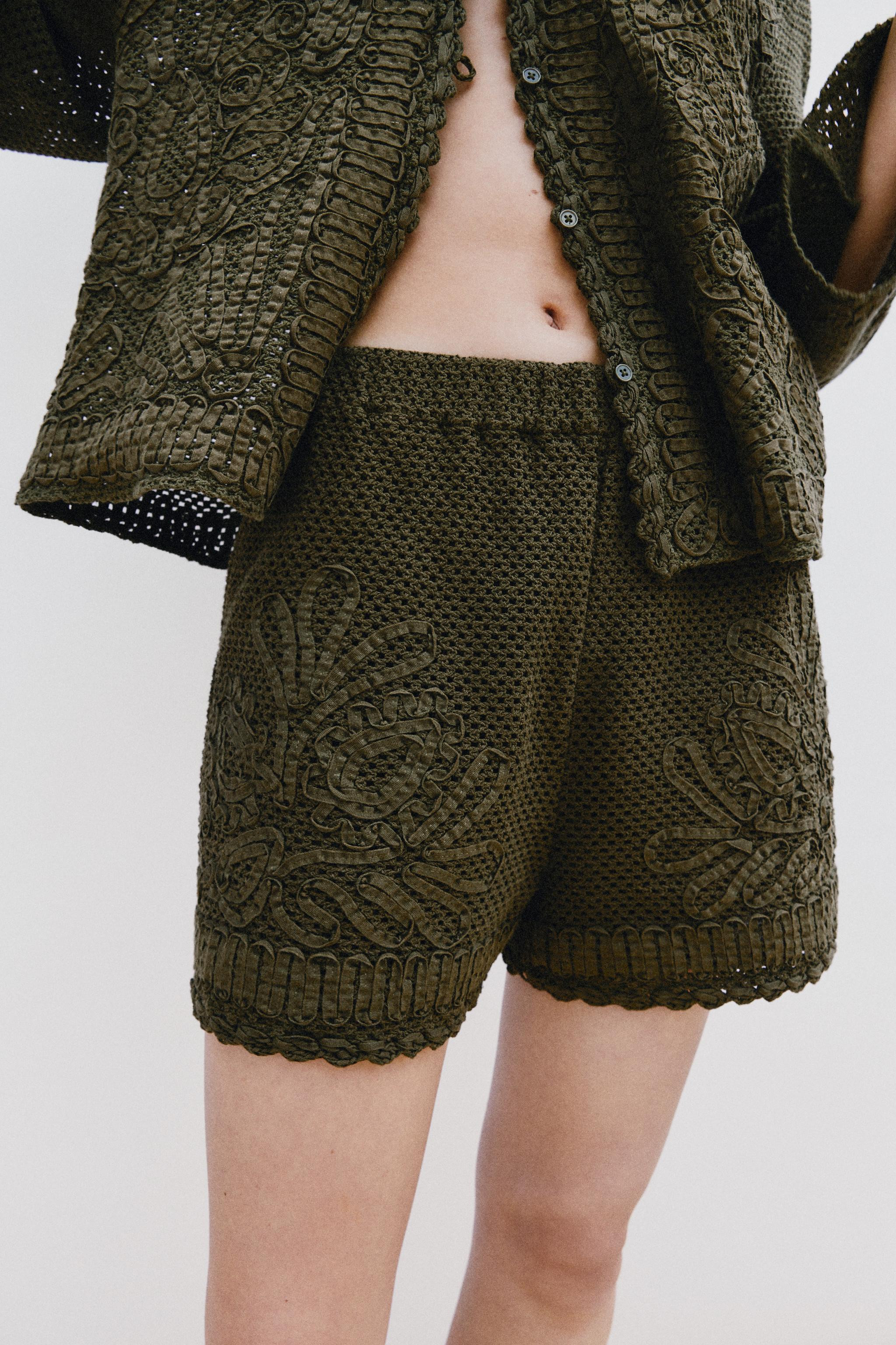 CONTRAST CROCHET BERMUDA SHORTS | Zara FR