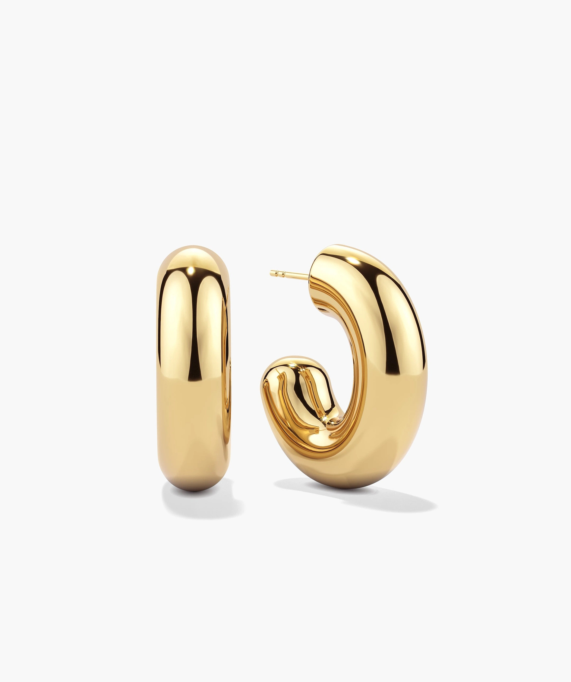 Billie Hoops | Mejuri | Mejuri Fine Crew