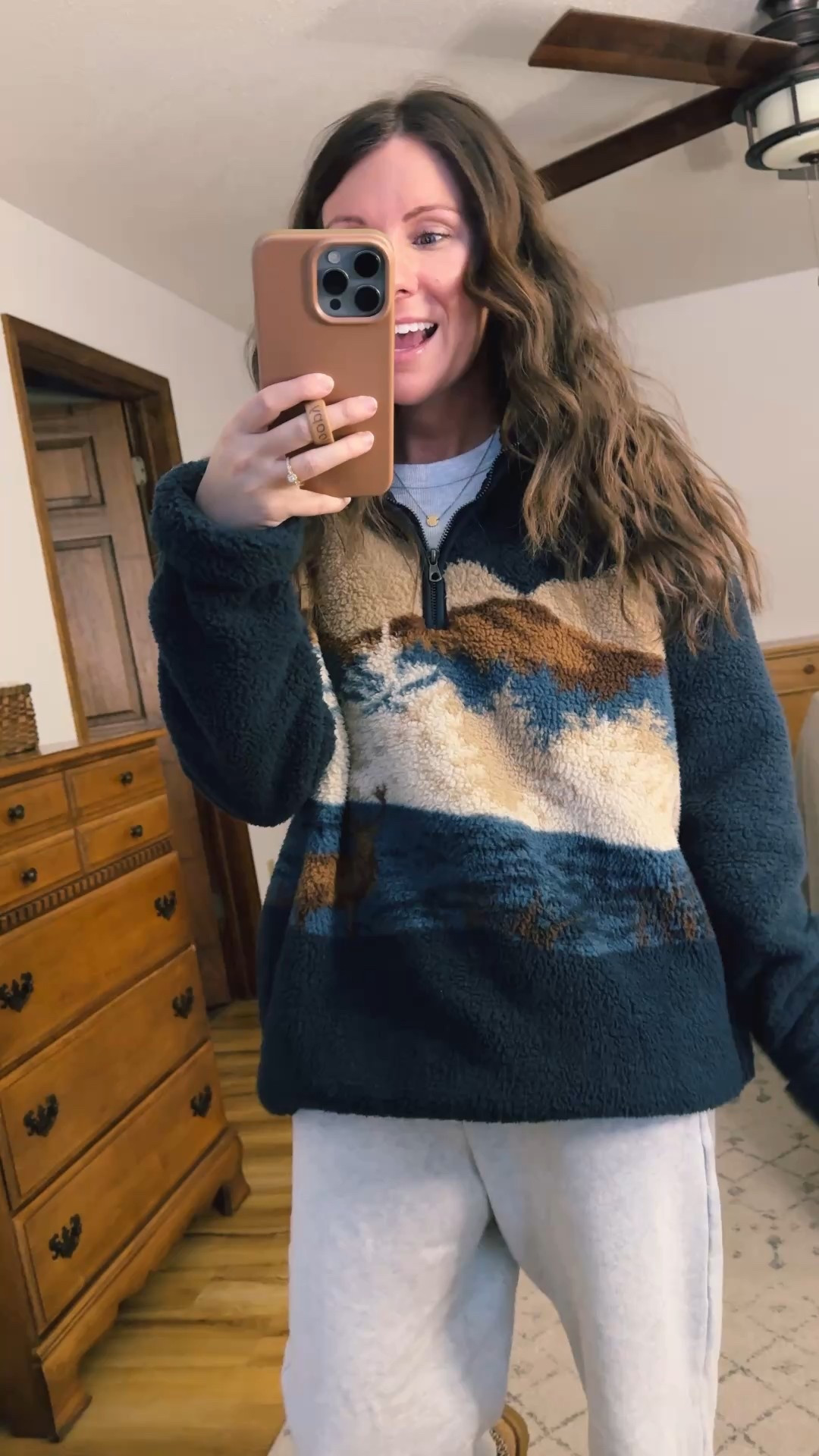 Wearing size small on my tee, small on my sherpa (it’s from the men’s department) and my sweatpants are older so I linked similar ones. My Uggs are size 6 and fit true to size (also linked similar ones). 



#LTKPetite #LTKFindsUnder50 #LTKgrwm