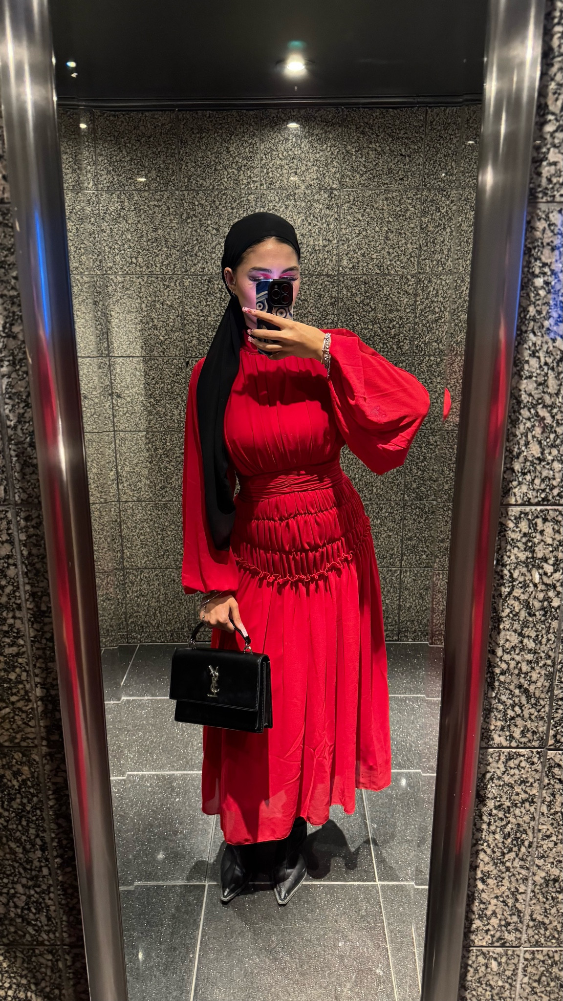 Valentine’s Day outfit!

#LTKdatenight #LTKcanada #LTKmodest