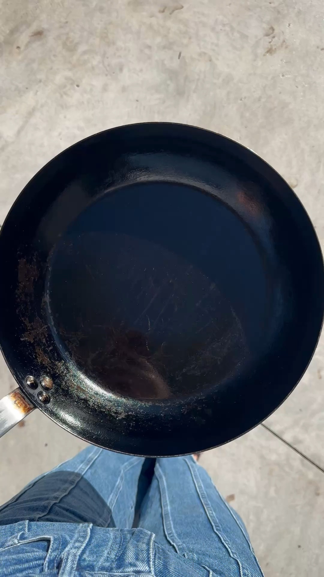 Date night in just got elevated ✨ Treating ourselves to this Filet Mignon seared to absolute perfection, sliced and drizzled with chili crisp for that perfect kick. Those charred scallions add the most incredible flavor when scattered over everything!

This steak cooks beautifully in my @madein Carbon Steel pan—the even heat distribution creates that restaurant-quality sear every time. Get 10% off the @madein Carbon Steel Collection by using the link in my bio to save on your order. The quality is truly game-changing for home cooking! 

Steak with Charred Scallions and Chili Crisp recipe below 🥩👇

Ingredients:
Filet mignon
Salt and pepper
Avocado oil
1 bunch green onions
Tamari
Toasted sesame oil
Chili crisp
Flakey salt
Crushed peanuts
Cilantro

How to make:
Remove the steaks from the fridge and let come to room temperature for 30 minutes, and preheat the oven to 400F.

Pat the steaks very dry and season generously with salt and pepper on both sides.

Heat @madein carbon steel pan over medium heat until very hot but not smoking. Add avocado oil to the pan. Increase heat to medium-high and sear the steaks on both sides until a golden-brown crust forms, 2 minutes per side. Transfer the steaks to the oven and cook until desired doneness, about 5 to 8 minutes depending on how you prefer your steak. I did about 6 minutes for medium/medium-rare on the larger filet. Remove from the oven and transfer to a cutting board to let rest for 5 minutes.

Cut your green onions into 1-inch chunks. Add to the same skillet over medium heat and saute until they begin to soften and get a little bit of a blister on the edges, 4 minutes. Set aside.

Slice the steak into thin pieces and lay on a plate. Drizzle with just 1 tbsp tamari and 1 tsp toasted sesame oil. Add chili crisp, to taste. Sprinkle with flakey salt and top with crushed peanuts and cilantro.

I served mine with a sesame-ginger salad, and some steamed rice! Enjoy!

https://madein.cc/thedefineddish-reel

#madeinpartner #datenight #homecooking #easyrecipes #steakdinner #chilicrisp

#LTKWatchNow #LTKFamily #LTKHome