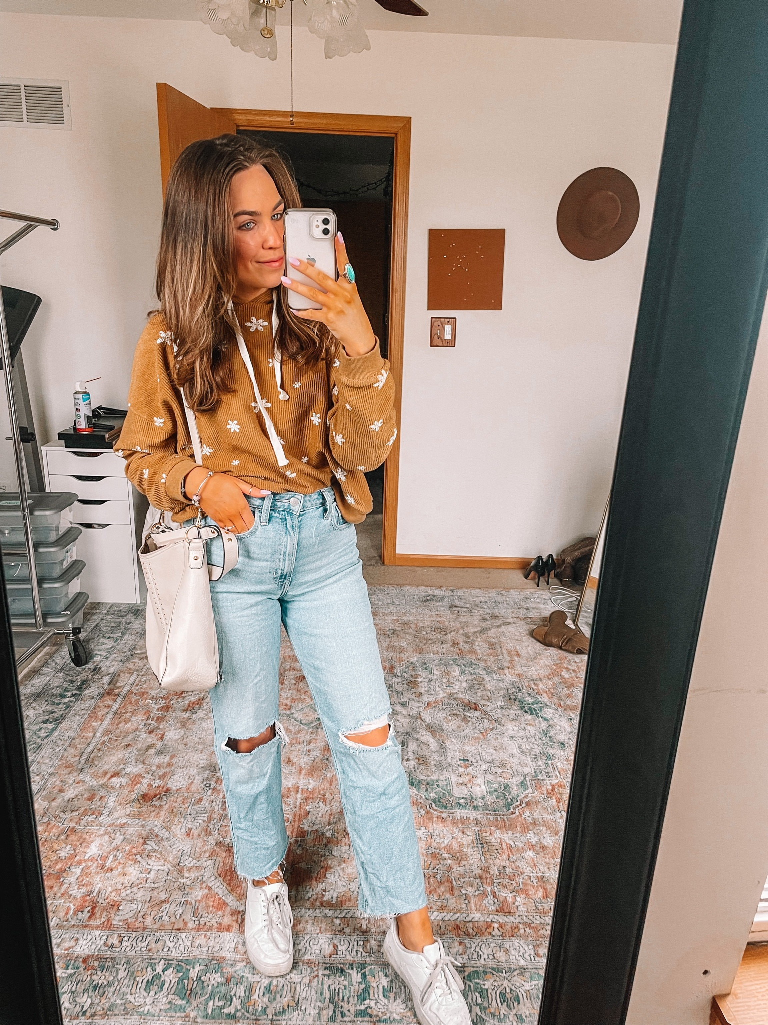 Love this super cute yet easy outfit! 



Old navy jeans / casual outfits / Sunday outfits / amazon finds / Walmart fashion / spring outfits : affordable fashion 



#LTKstyletip #LTKshoecrush #LTKunder50