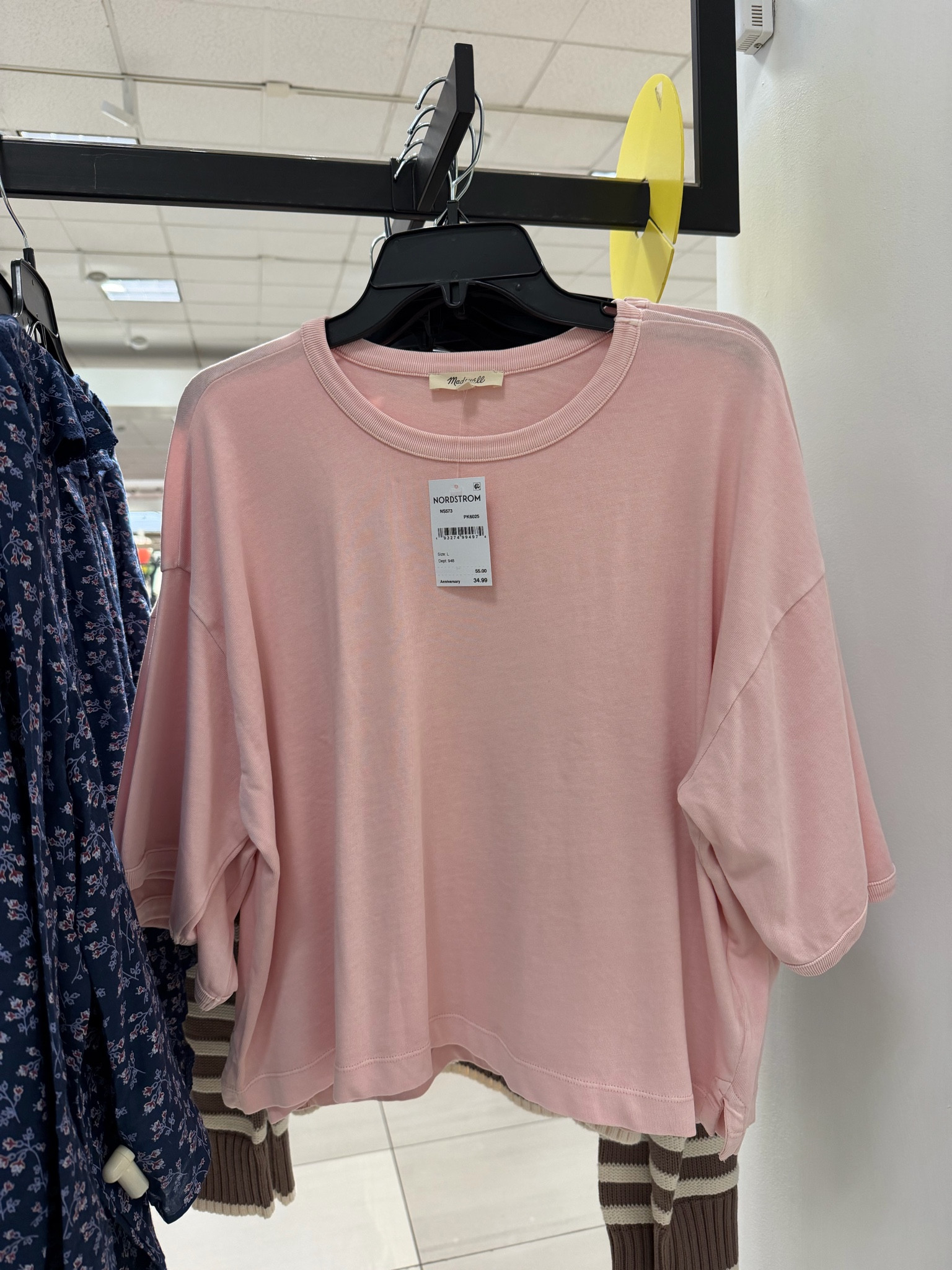 Madewell oversized tshirt under $50!

#LTKootd #LTKSaleAlert