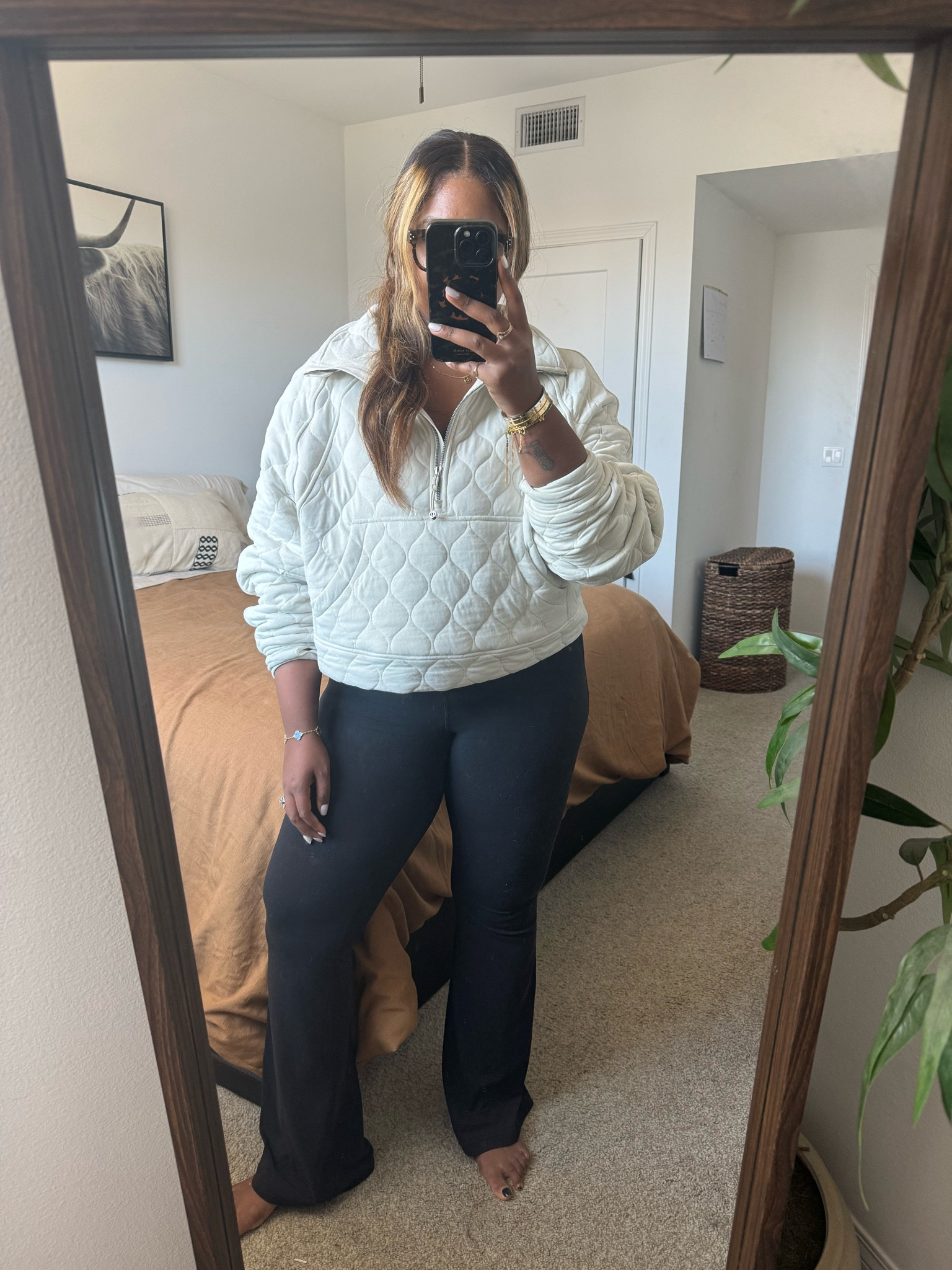 Realistic Work From Home Outfit

I wish I was the type of gal to actually get dressed to work from home….but if I’m being honest I’d much rather stay in my pjs and this comfy outfit is pretty close to that! 

#LTKstyletip #LTKfindsunder50 #LTKworkwear