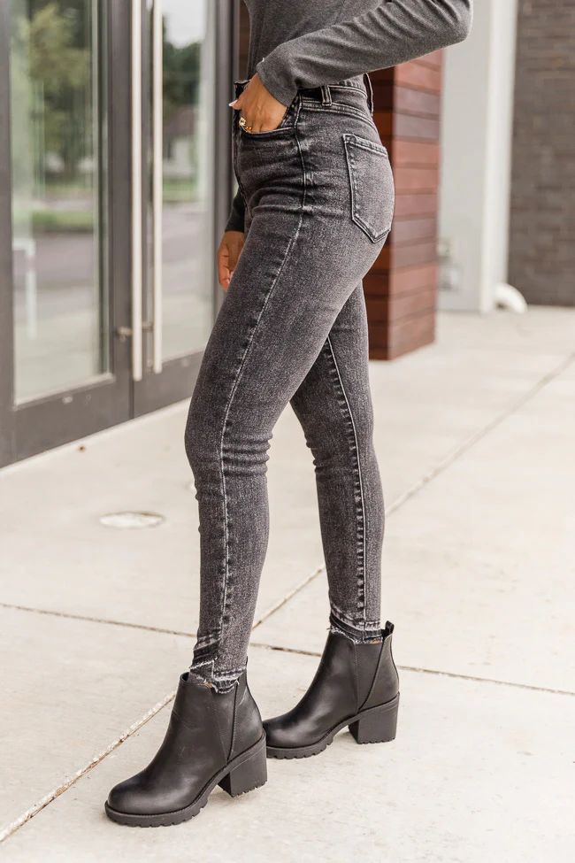 Gwen Grey Raw Overlapping Hem Skinny Jeans FINAL SALE | The Pink Lily Boutique