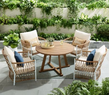 Outdoor dining table. Outdoor dining furniture.  Patio furniture.  

#LTKStyleTip #LTKHome