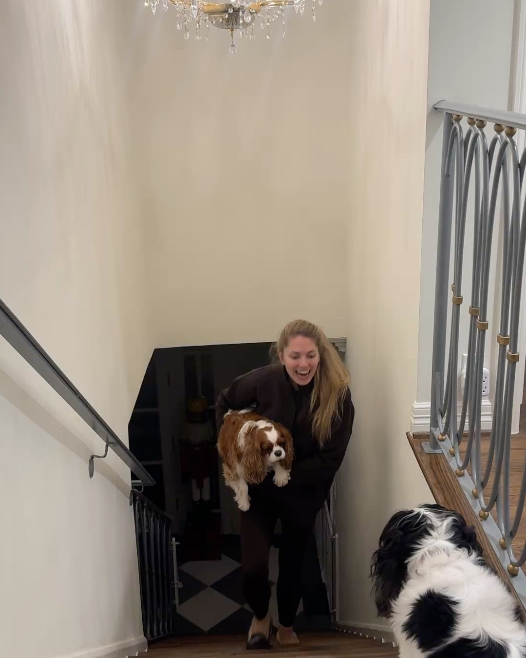 my go to warmer athleisure outfit is 50% off now!  Today I cleaned the house and went to the grocery store, but this would easily work for the gym as well. 

#LTKActive #LTKWatchNow #LTKFindsUnder50