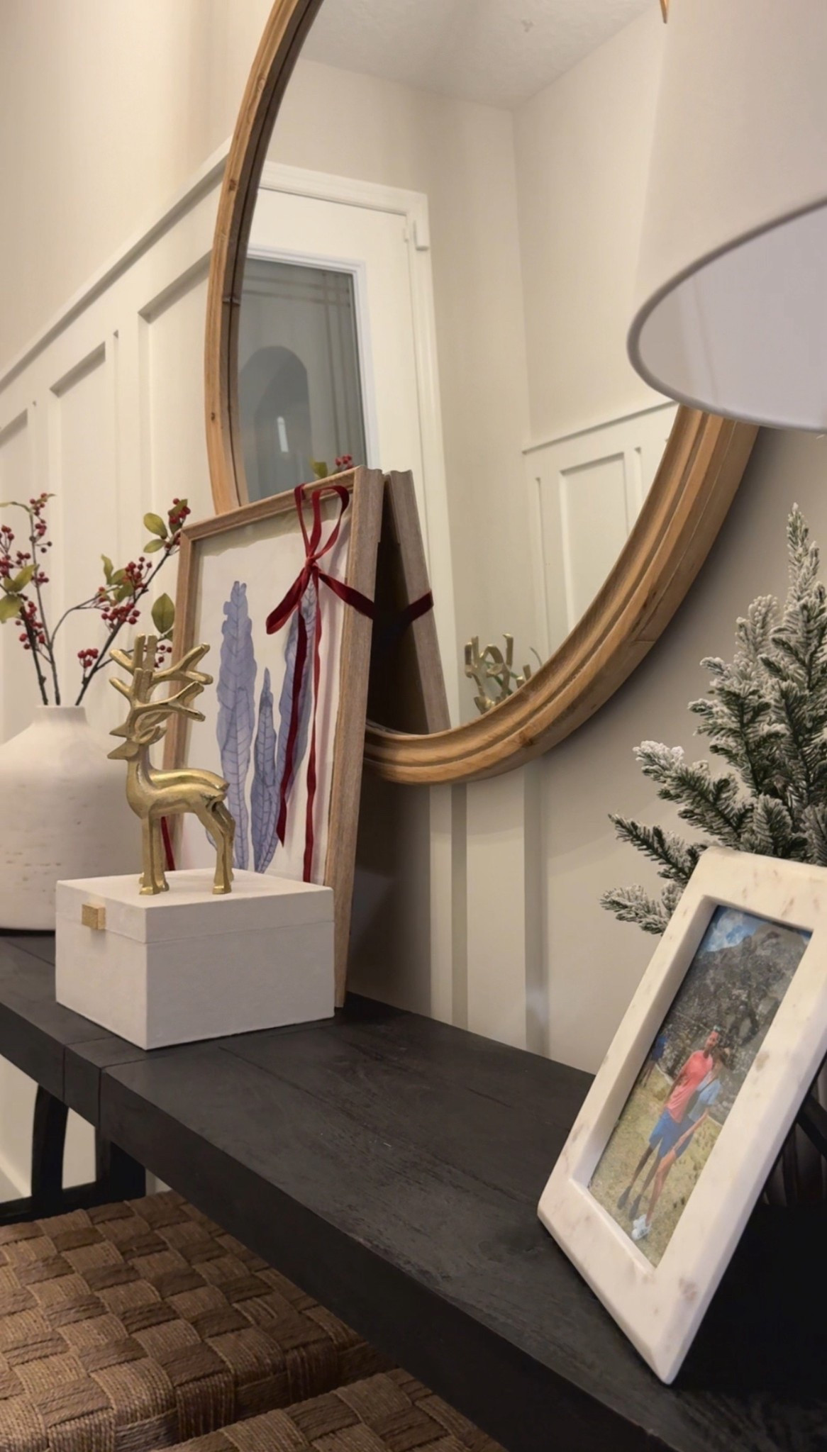 Holiday coziness starts right at the front door ✨🎄 Soft greens, gold accents, and those simple Christmas details that make the whole space feel warm and inviting. Everything is linked so you can create your own dreamy winter entryway ❄️🤍 #LTKHome #LTKHoliday #CozyWinterDecor #ChristmasEntryway #HolidayStyle

#LTKHoliday #LTKHome #LTKSeasonal