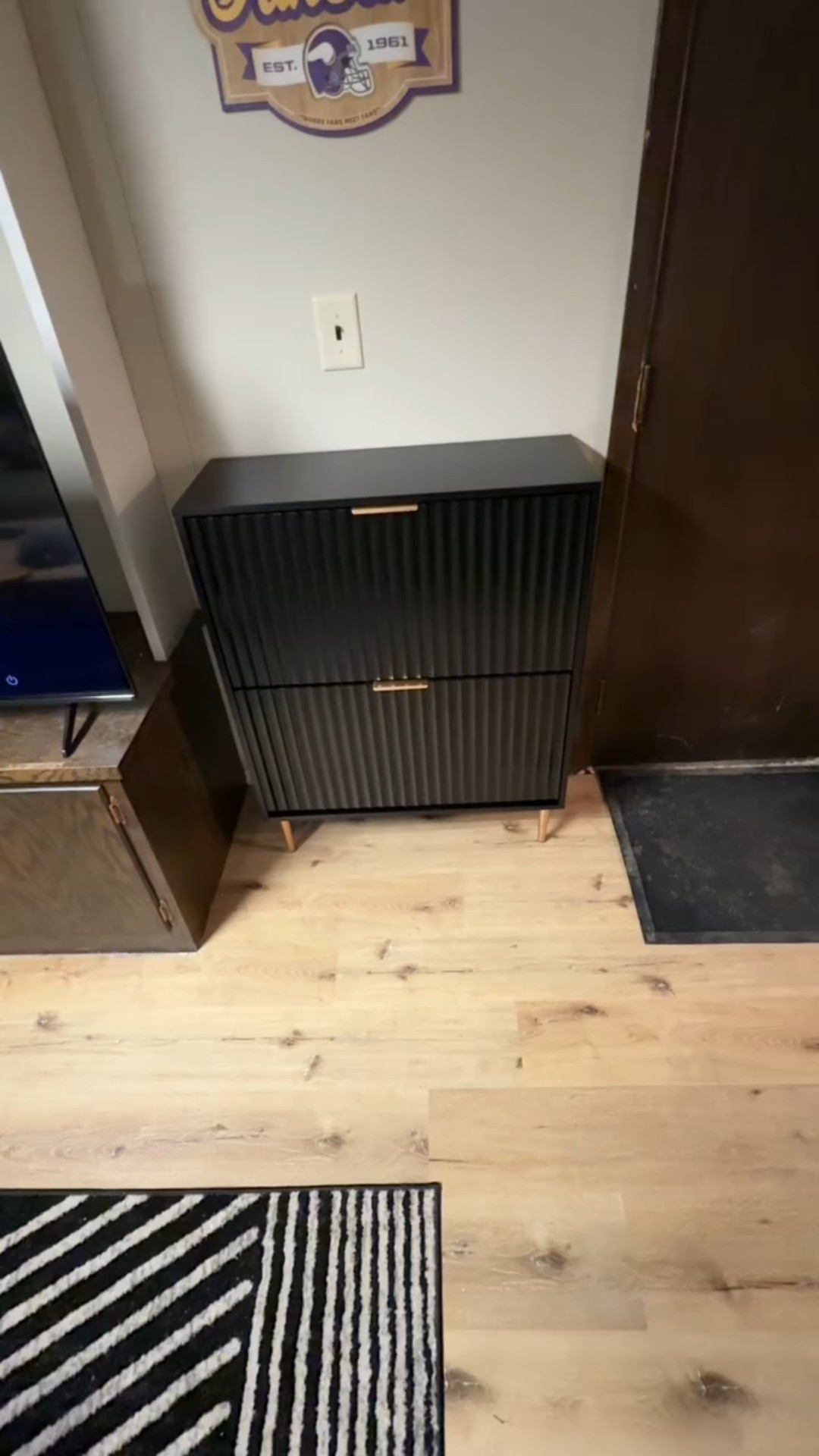 Sharing my new shoe cabinet! This area by the garage doesn’t have any storage so I’m excited to have found an aesthetic way to clear up some of the clutter.

Assembly was easy, just never fun to do 🤪 

#LTKHome