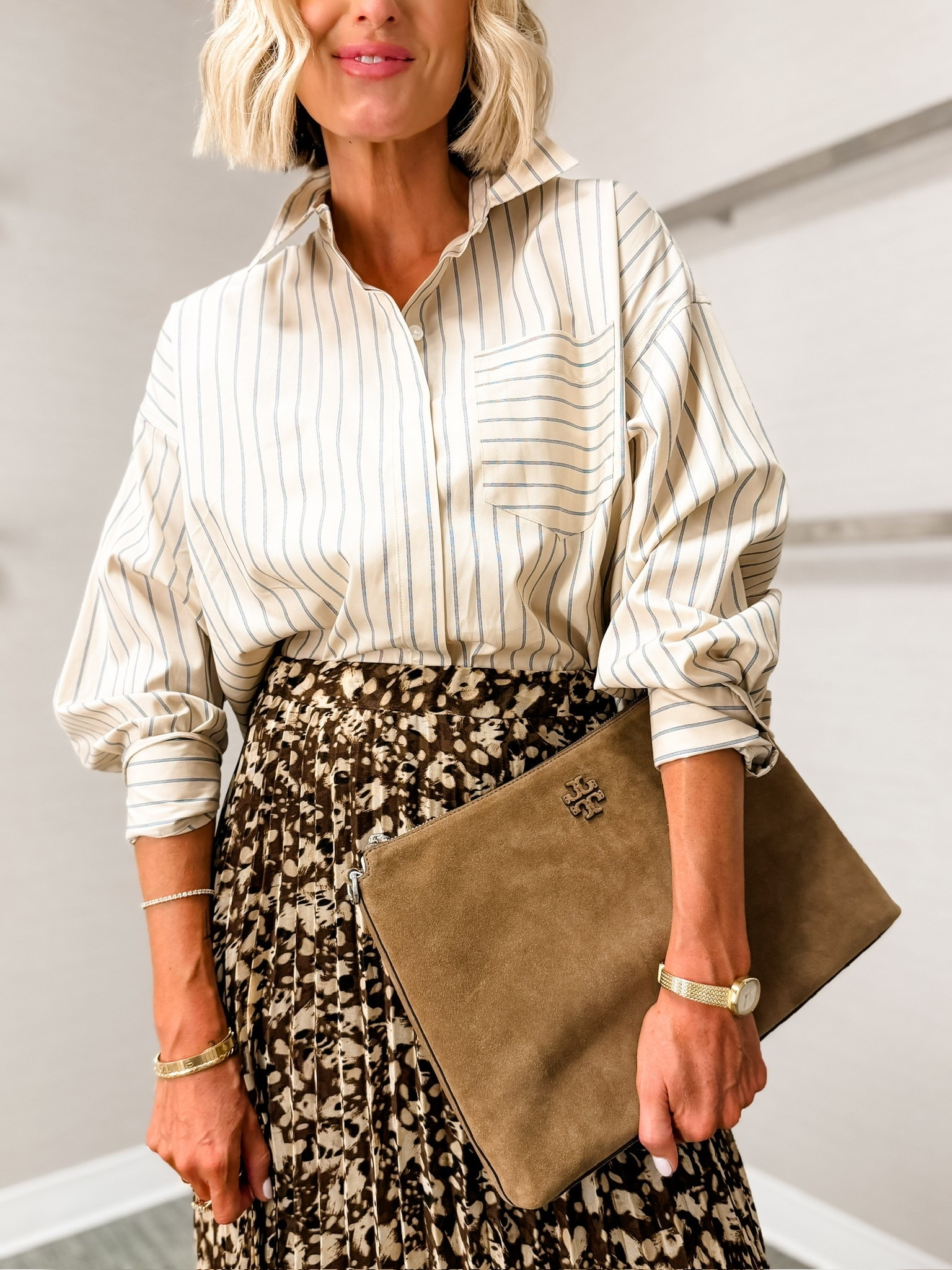 These staples are perfect to style for fall workwear! Wearing XS.

Loverly Grey, NSALE, Nordstrom sale, sale alert

#LTKootd #LTKSeasonal #LTKSaleAlert