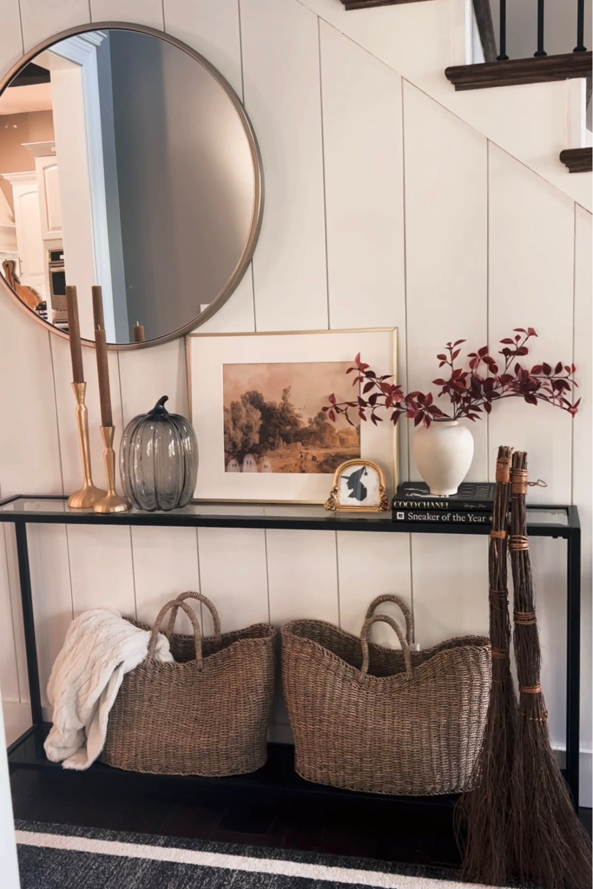 Fall entryway inspo 🍂

#LTKhome #LTKSeasonal #LTKHalloween