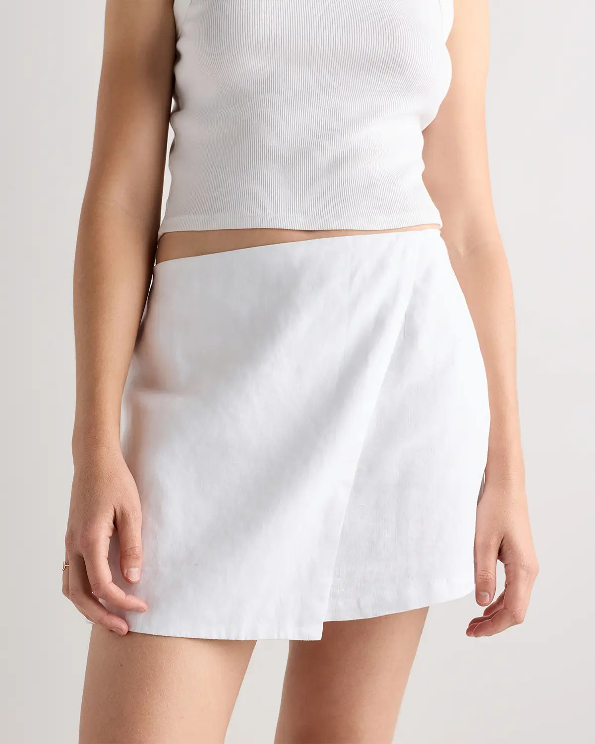 100% European Linen Skort in White | Quince