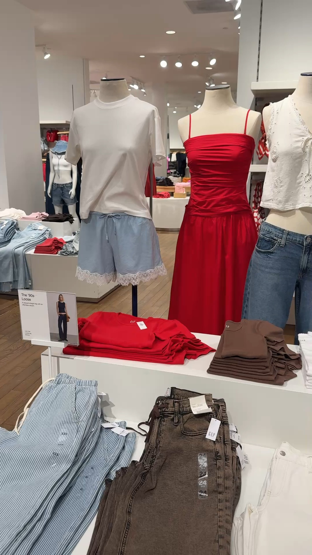 The cutest Gap finds. Loving this red dress.

#LTKSeasonal #LTKSaleAlert #LTKootd