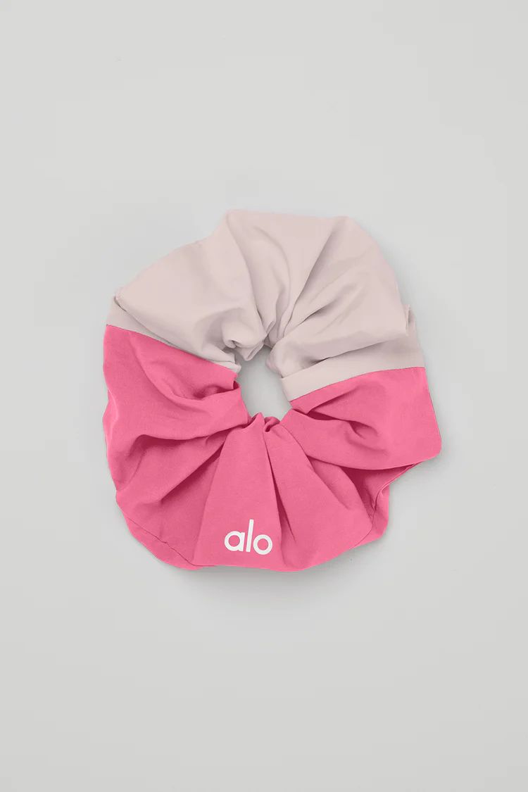 Oversized Scrunchie | Alo Yoga