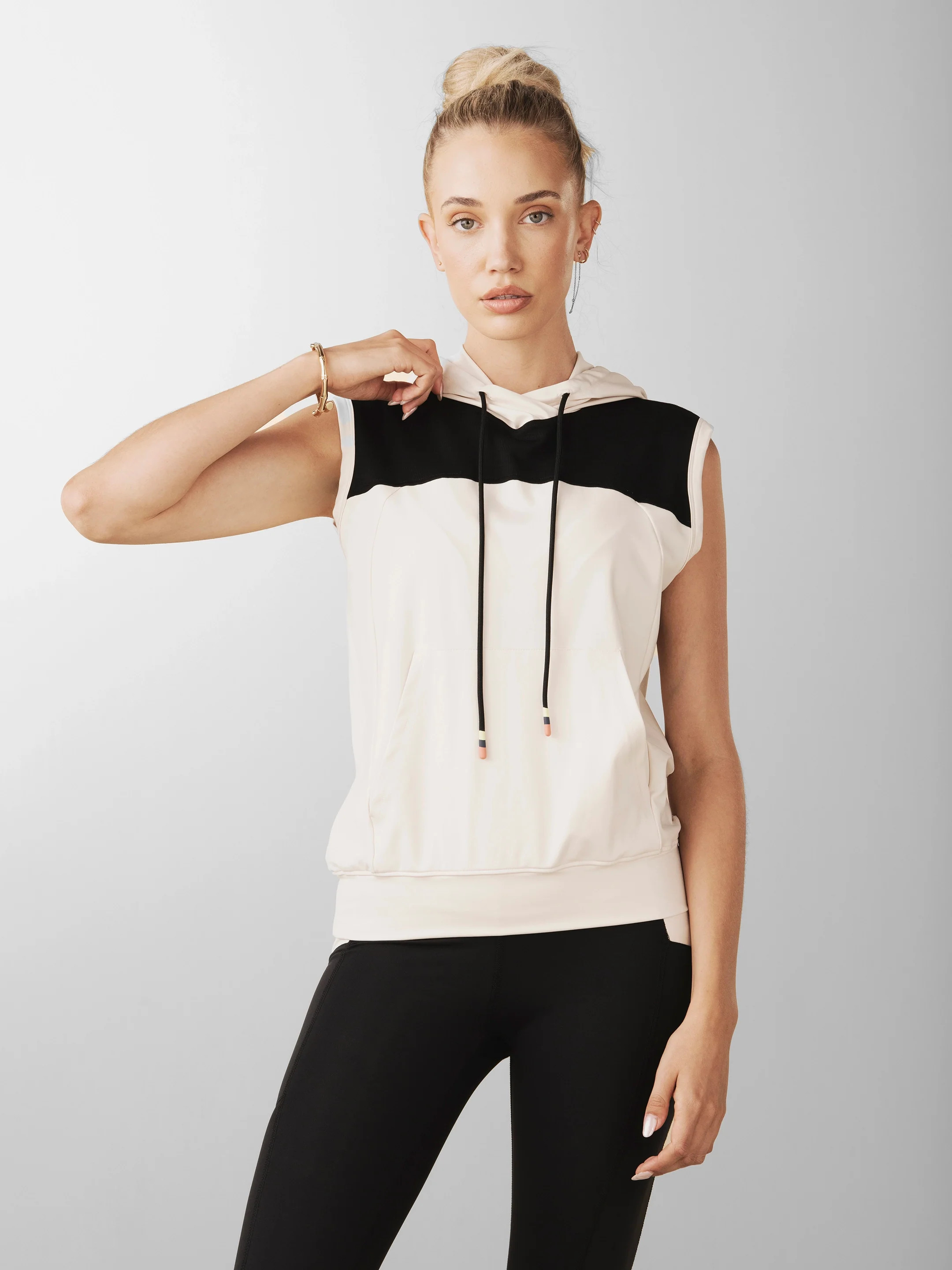 Sleeveless Warm Up Hoodie | Losano
