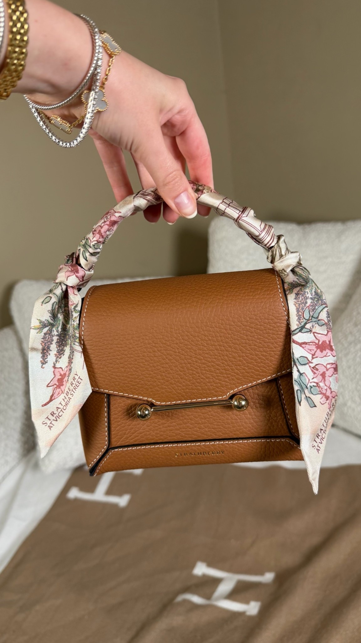 Bag of the day ♥️
Strathberry nano mosaic (the style Kate Middleton has 😍)

Handbag, crossbody bag BOTD

#LTKootd #LTKgrwm