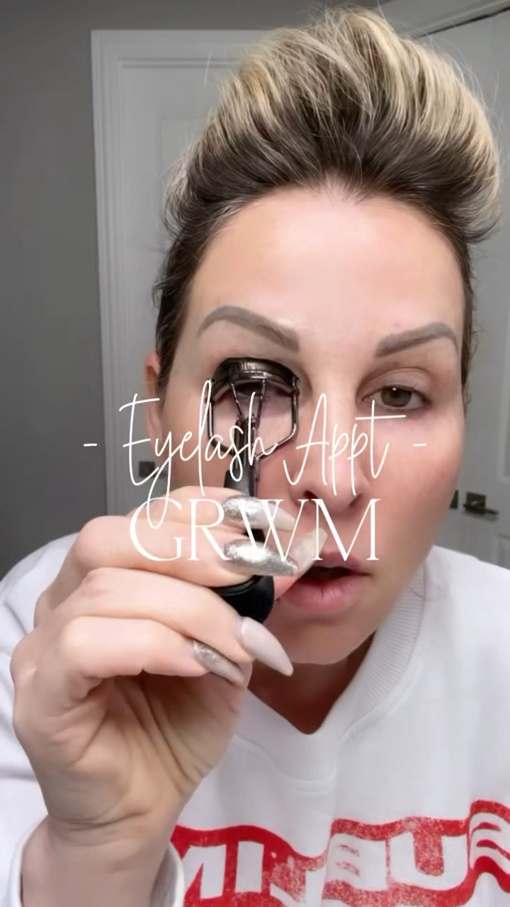 GRWM: eyelash apt! 

Using some of my fave products before my eyelash apt later today 

GRWM, beauty, makeup, eyelashes, lashes, style tip

#LTKstyletip #LTKFind #LTKbeauty