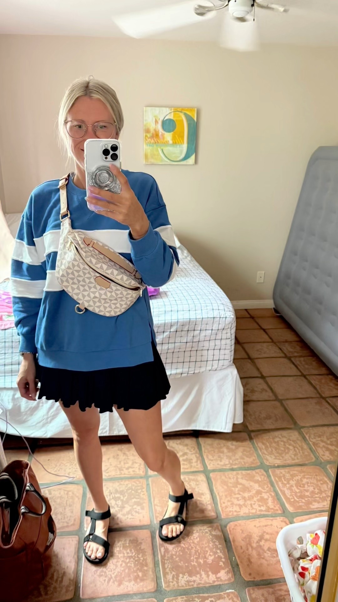 Morning breakfast walk!!  I am obsessed with this oversized sweater!!  Goes perfectly with this active skirt.

Size small
5’4    135lbs

#LTKActive #LTKTravel #LTKStyleTip