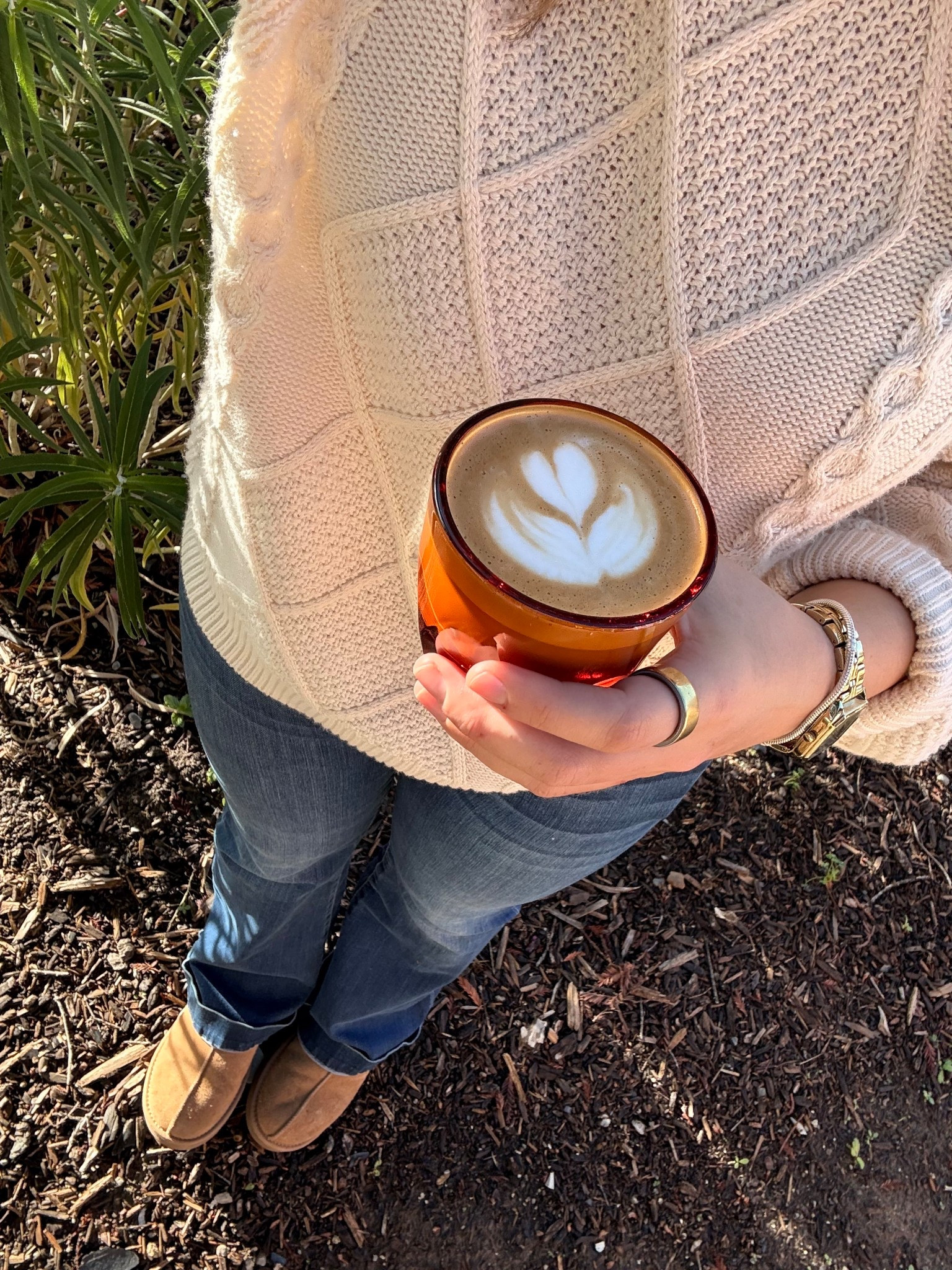 The sweater from the holiday, I’m basically Cameron Diaz if you realllly look hard

#LTKgrwm #LTKHoliday #LTKStyleTip