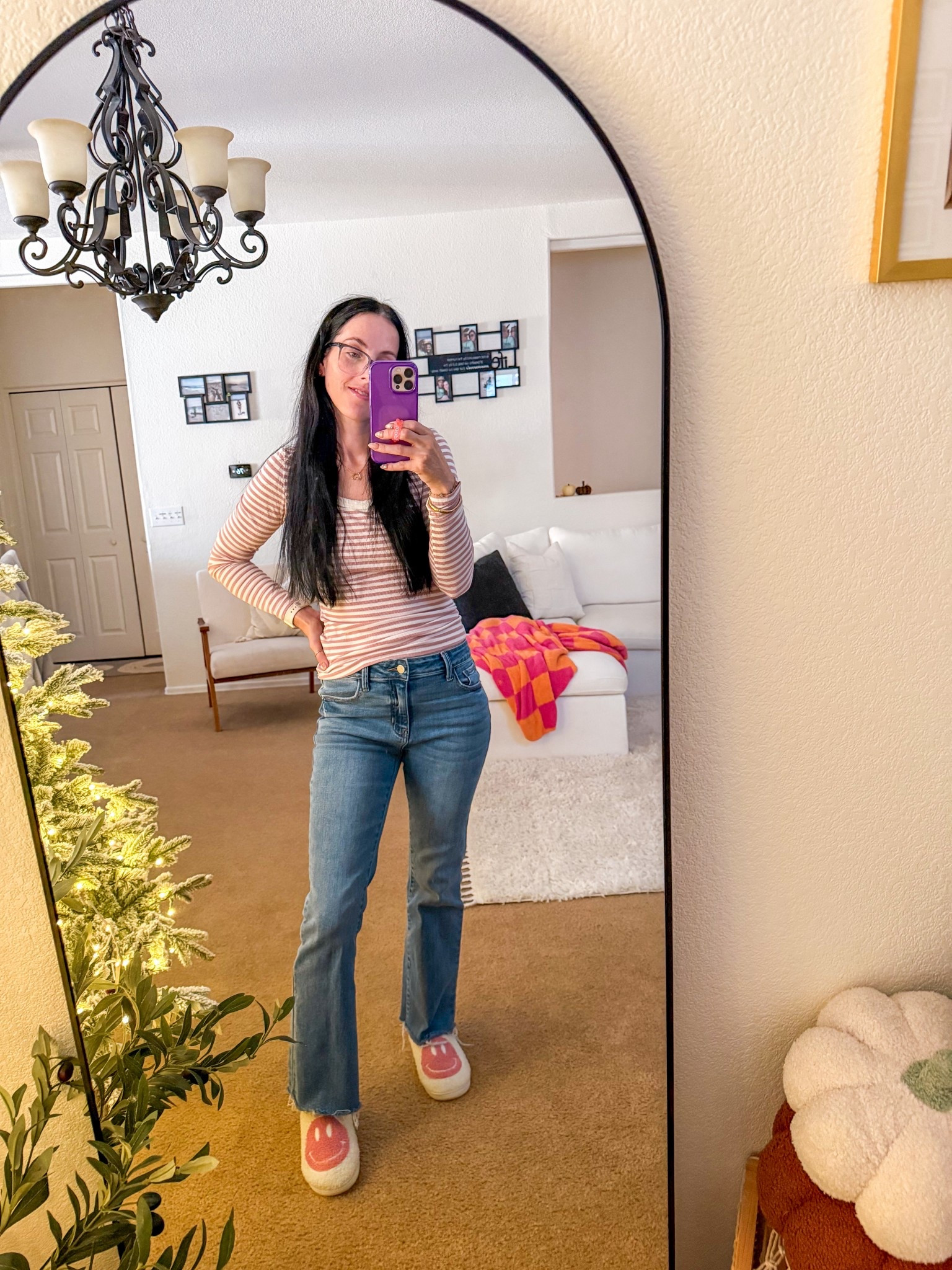 Bought this long sleeve top in 2024 and it’s still a favorite! 
On sale too 👏🏼👏🏼
Fits tts; linked similar denim 

#FoundItOnAmazon #WonensFashion #Over30Style 

#LTKSaleAlert #LTKPetite #LTKStyleTip