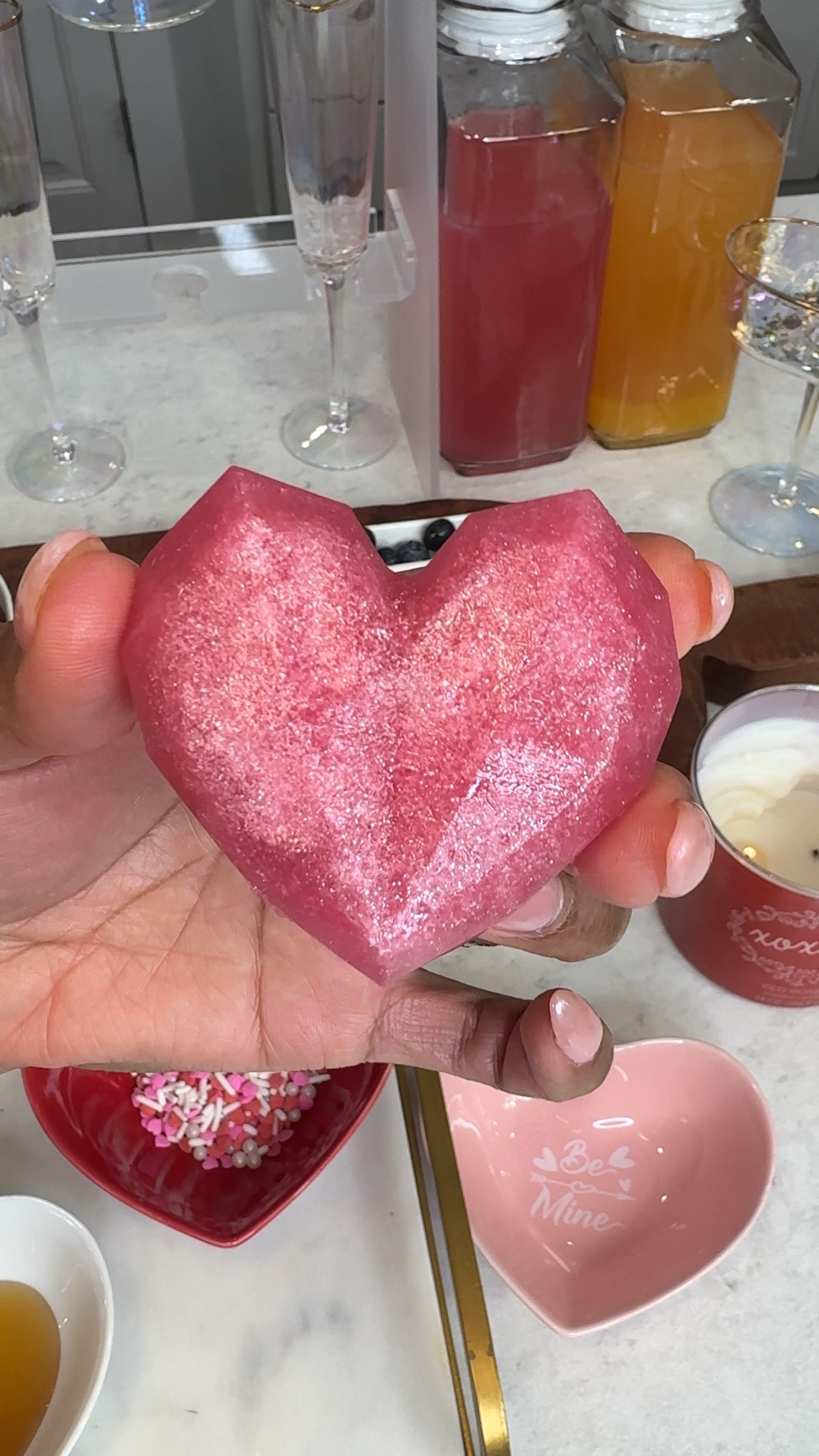 I found d the perfect heart ice mold for Valentine or Galentine’s Day Mimosas

#LTKSeasonal #LTKHome #LTKParties