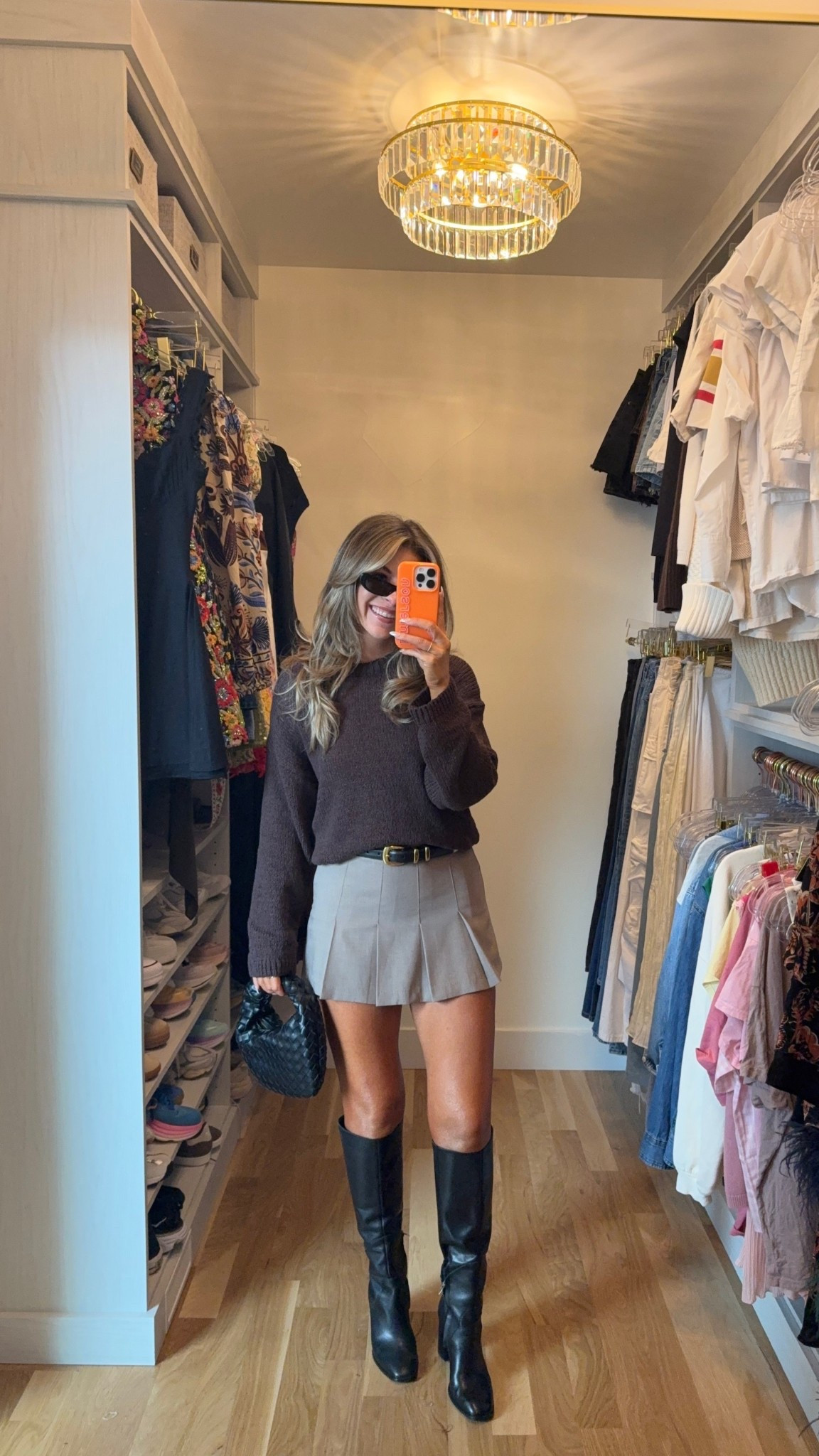 Abercrombie fall transitional look pleated skort with brown cozy sweater 

Abercrombie code: AFLTK
Vici code: emerson30

Wearing xs skirt medium sweater

Workwear
Pleated skort
Brown sweater
Fall transitional
Fall party
Date night
Causal everyday 

#LTKFallSale #LTKFindsUnder100 #LTKStyleTip