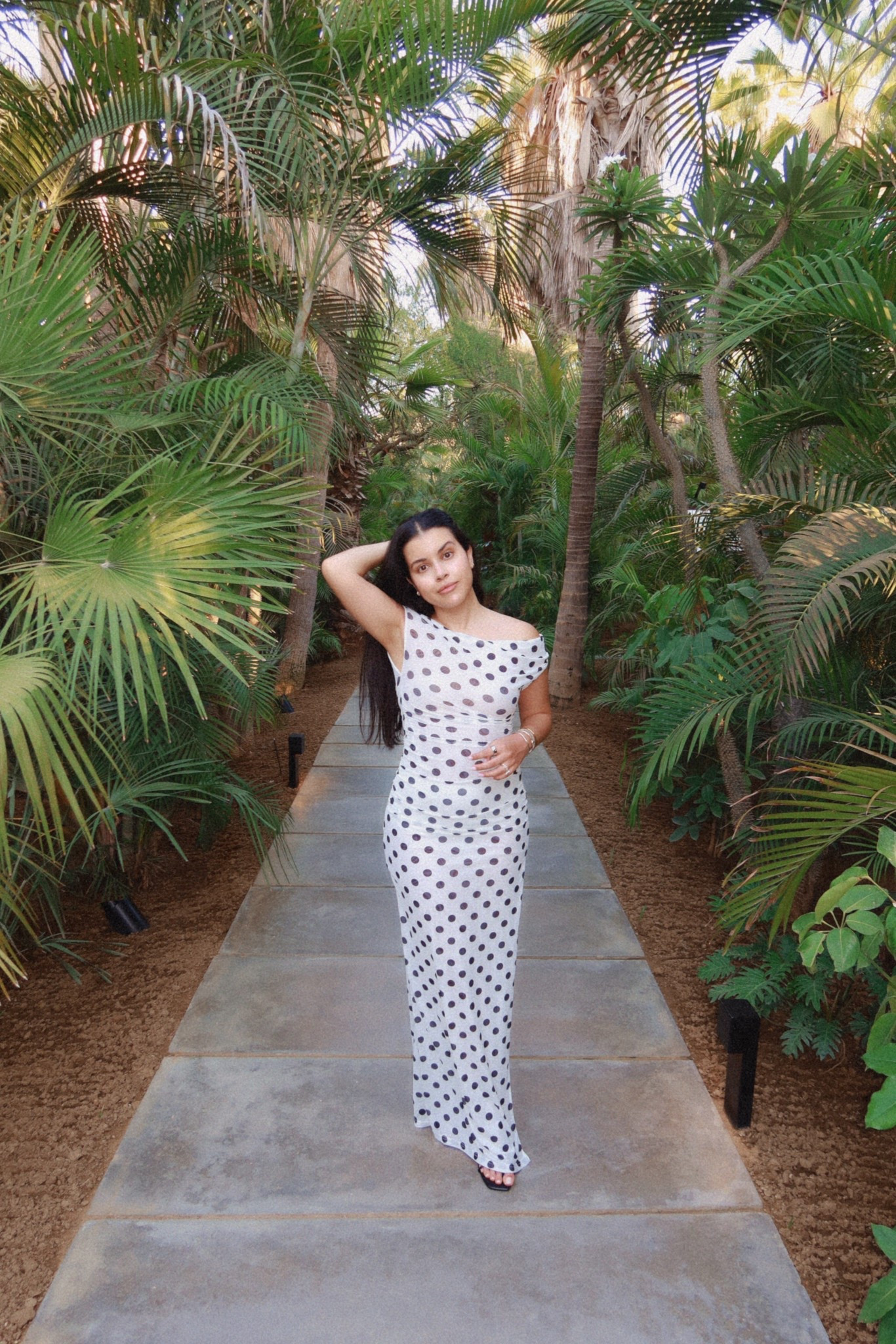 polka dot dress in the jungle 🌴🍃

#LTKFindsUnder100 #LTKWedding #LTKStyleTip