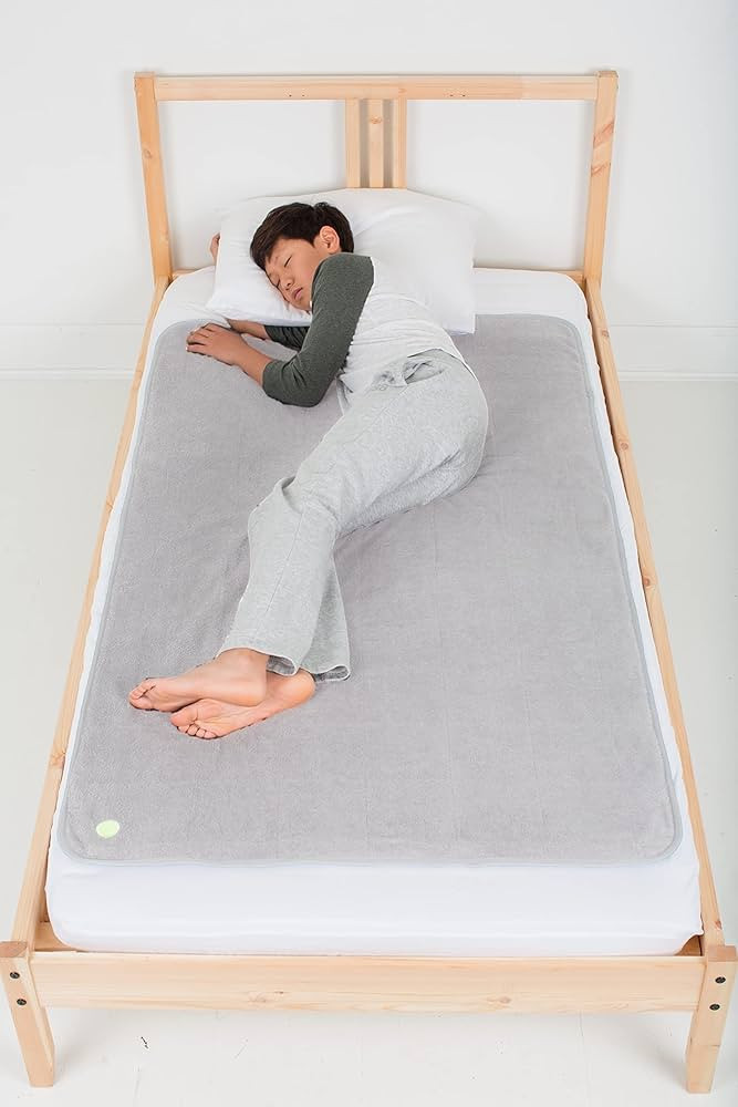 PeapodMats Bedwetting & Incontinence Waterproof Bed Mat - Reusable Underpad. Secure Placement & B... | Amazon (US)