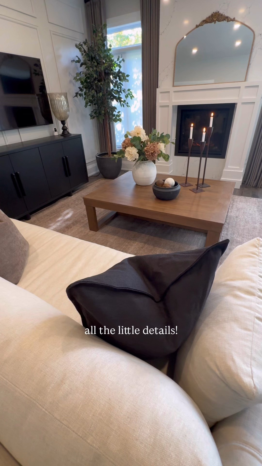 Living room moments!  Looking for a new area rug?  This one is perfect.  Loloi x Amber Lois cambria collection

#LTKSeasonal #LTKSaleAlert #LTKHome