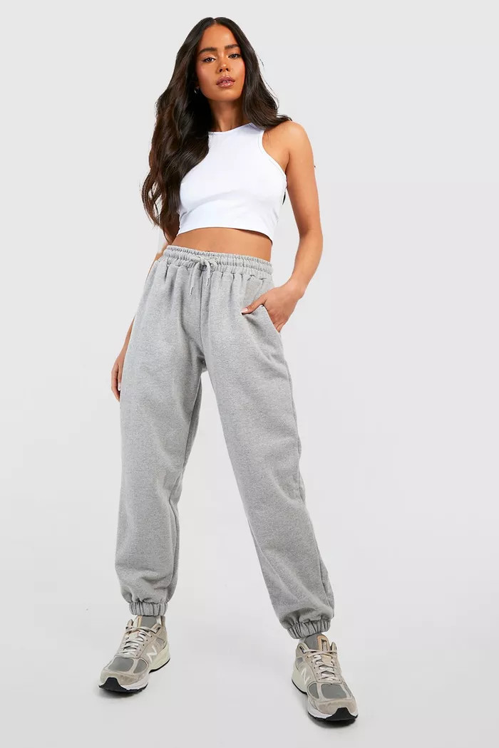Petite Mix And Match Basic Oversized Jogger | boohoo (US & Canada)