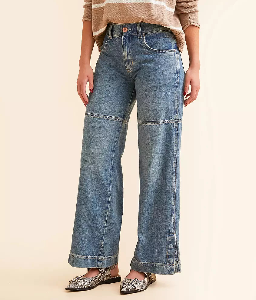 Benji Relaxed Wide Leg Jean | Buckle