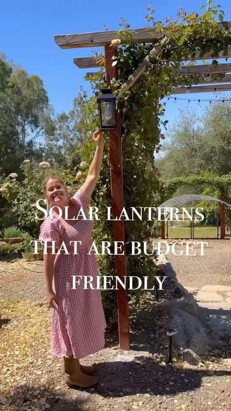 Outdoor solar lanterns 