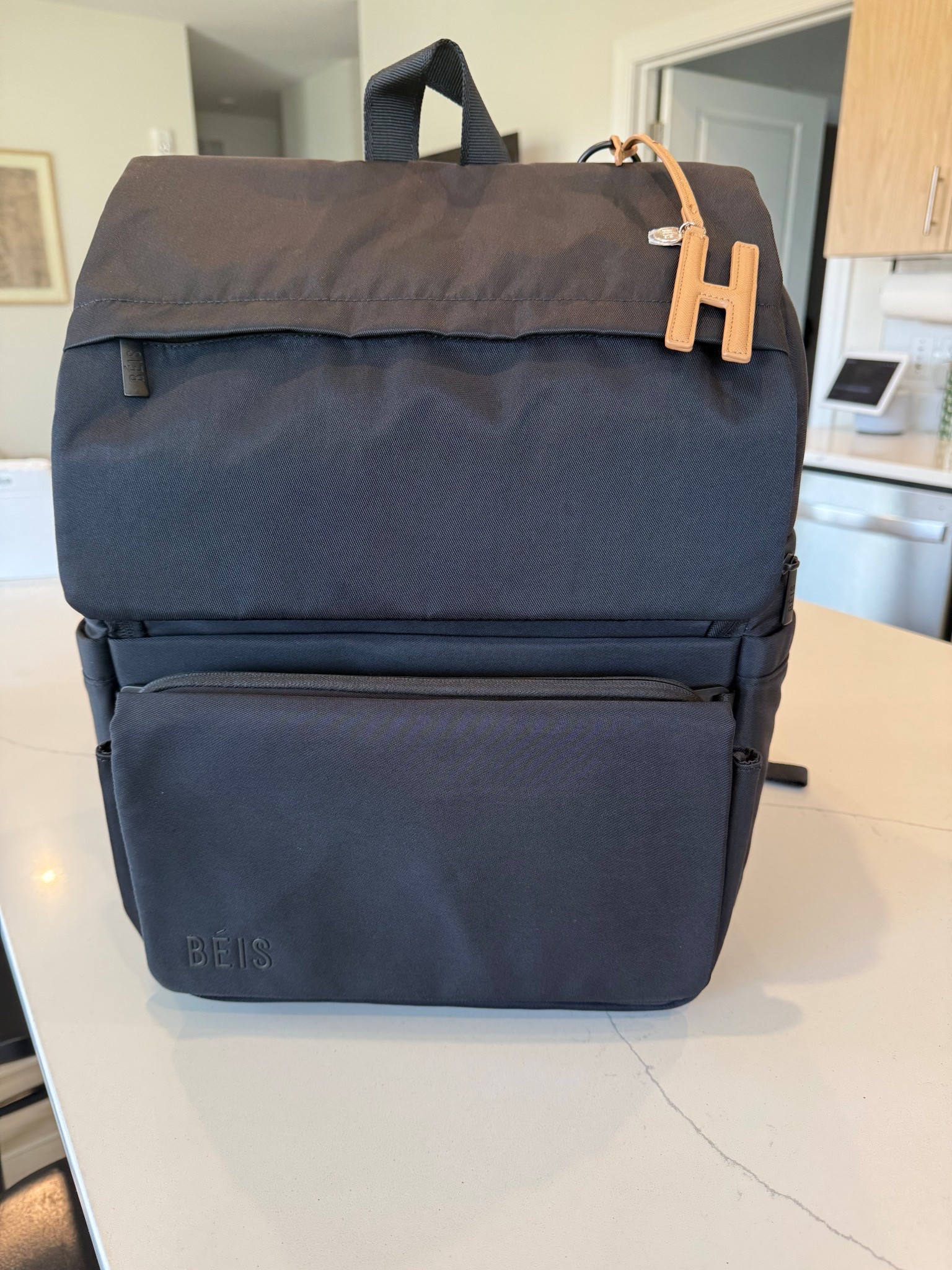 The ultimate diaper bag! The front part is detachable to become a crossbody. It has everything you will need in a diaper bag! Even a changing station in the back! 






Diaper bag
Beis
Mom gift guide
Baby gift guide 

#LTKBaby #LTKmomlife #LTKGiftGuide