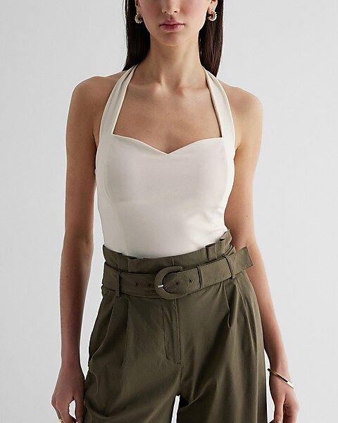 Body Contour Textured Sweetheart Halter Cropped Tank | Express
