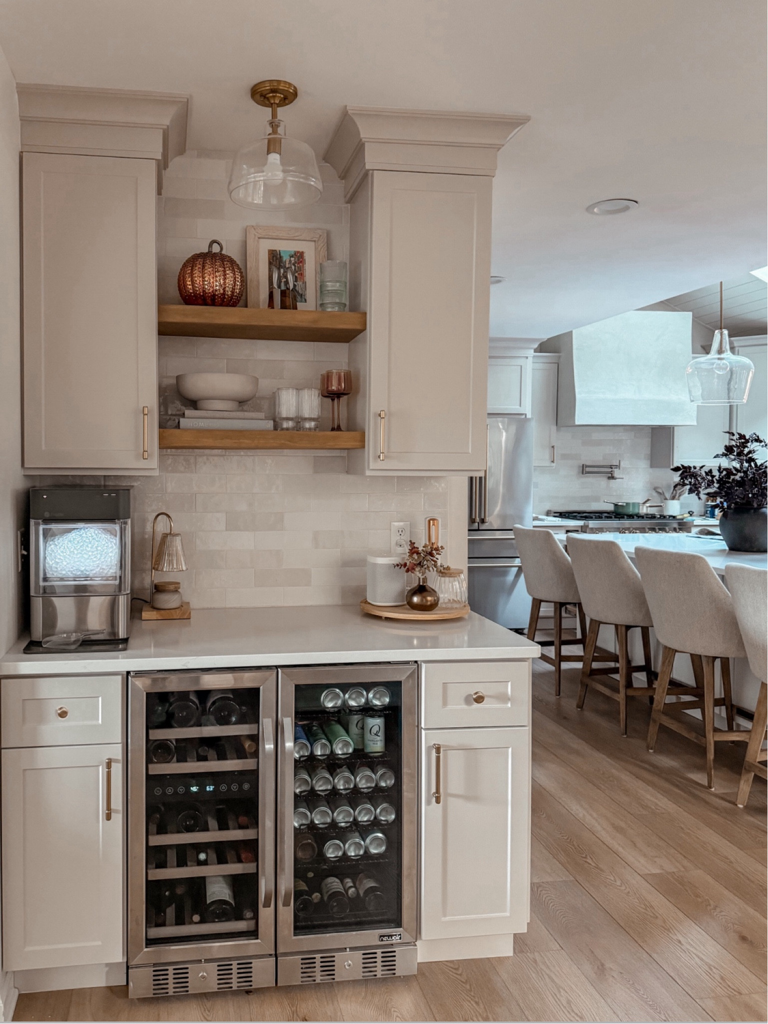 Linking all of our kitchen wine bar area items for you here!! This nugget ice maker from @target is seriously the best! #kitchendecor

Amanda Vernaci, come stay awhile, beige kitchen cabinets, target home finds 

#LTKStyleTip #LTKHome #LTKSaleAlert