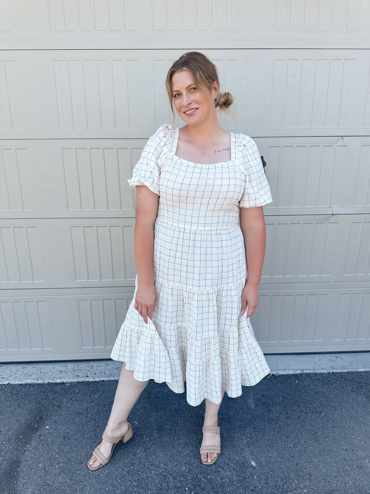 This dress is under $50 right now! It’s the perfect summer dress. Lightweight and flowy. It also comes in blue!



#LTKFindsUnder50 #LTKSaleAlert #LTKSummerSales