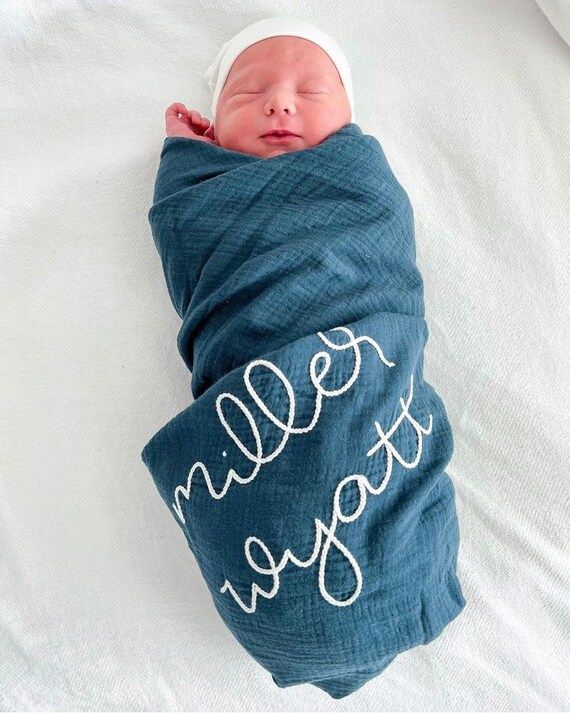 Hand Embroidered Baby Swaddle // Personalized Monogram Muslin | Etsy | Etsy (US)