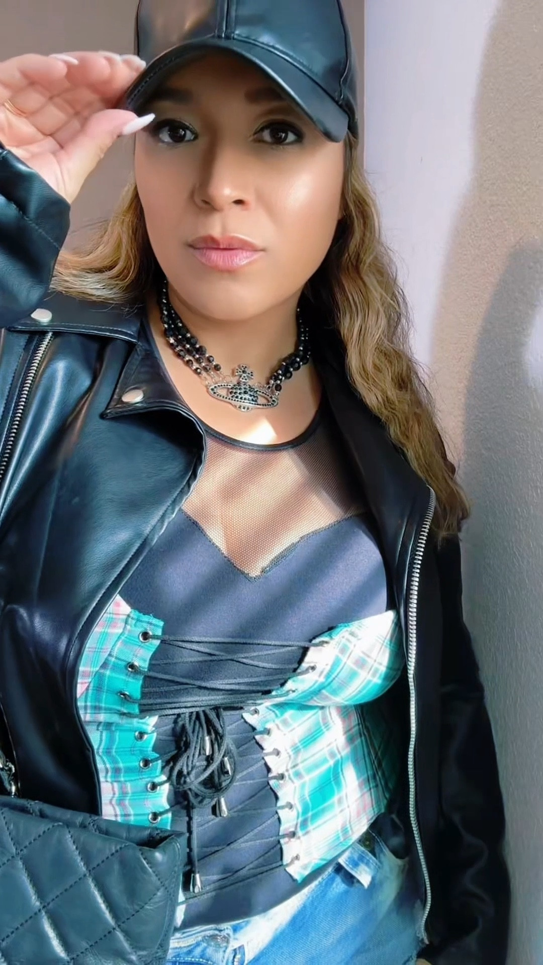 Serving looks and lifting moods — fit check in full effect. 😎🔥
Ready to level up your style game too? Drop your favorite piece in the comments 👇 #FitCheck #Falllayering #StyleOnPoint #OOTD


#LTKShoeCrush #LTKMidsize